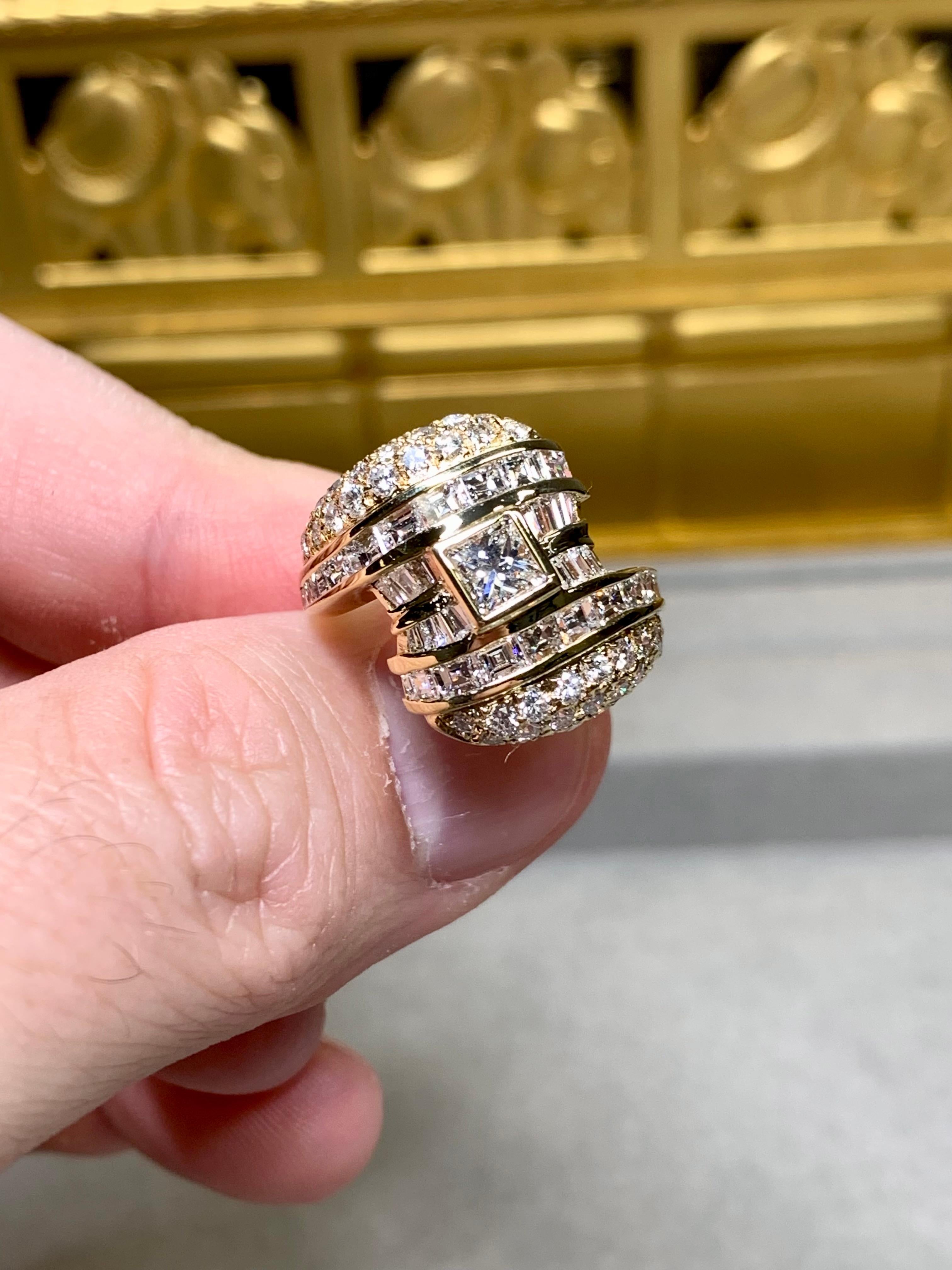 Estate 18K Yellow Gold Princess Baguette  Round Diamond Bypass Cocktail Ring In Excellent Condition For Sale In Winter Springs, FL
