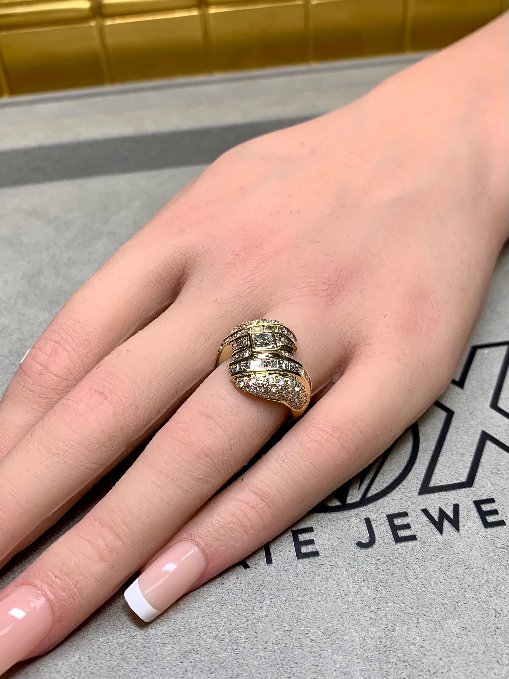 Estate 18K Yellow Gold Princess Baguette  Round Diamond Bypass Cocktail Ring For Sale 1