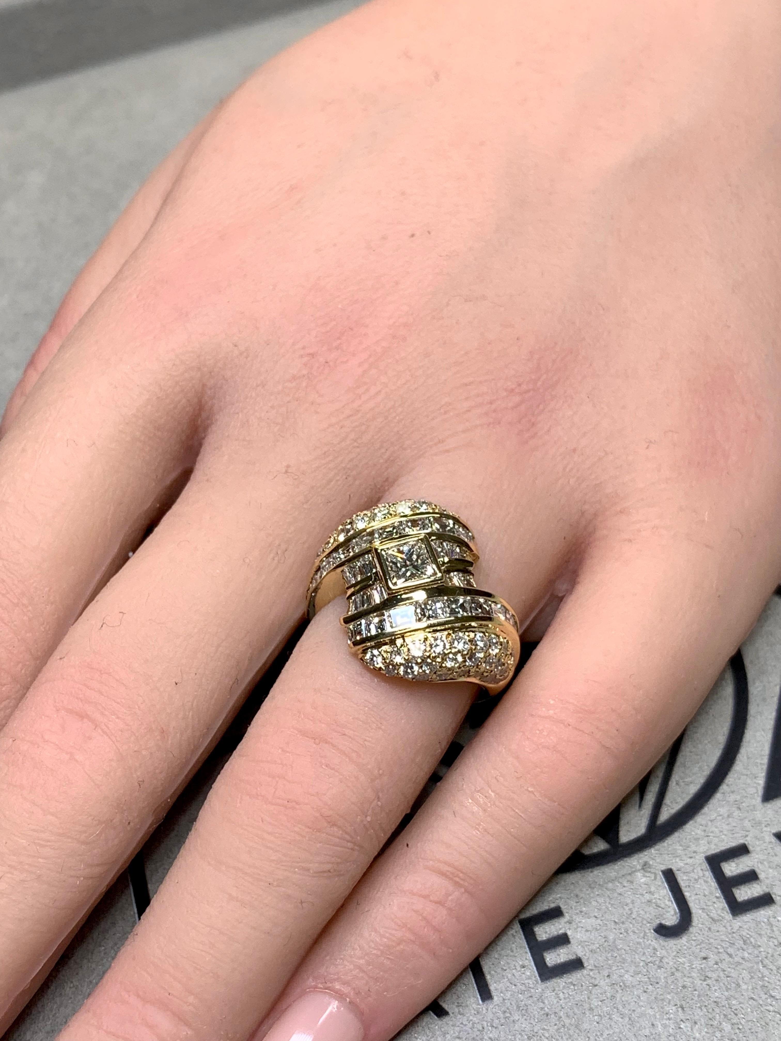 Estate 18K Yellow Gold Princess Baguette  Round Diamond Bypass Cocktail Ring For Sale 2