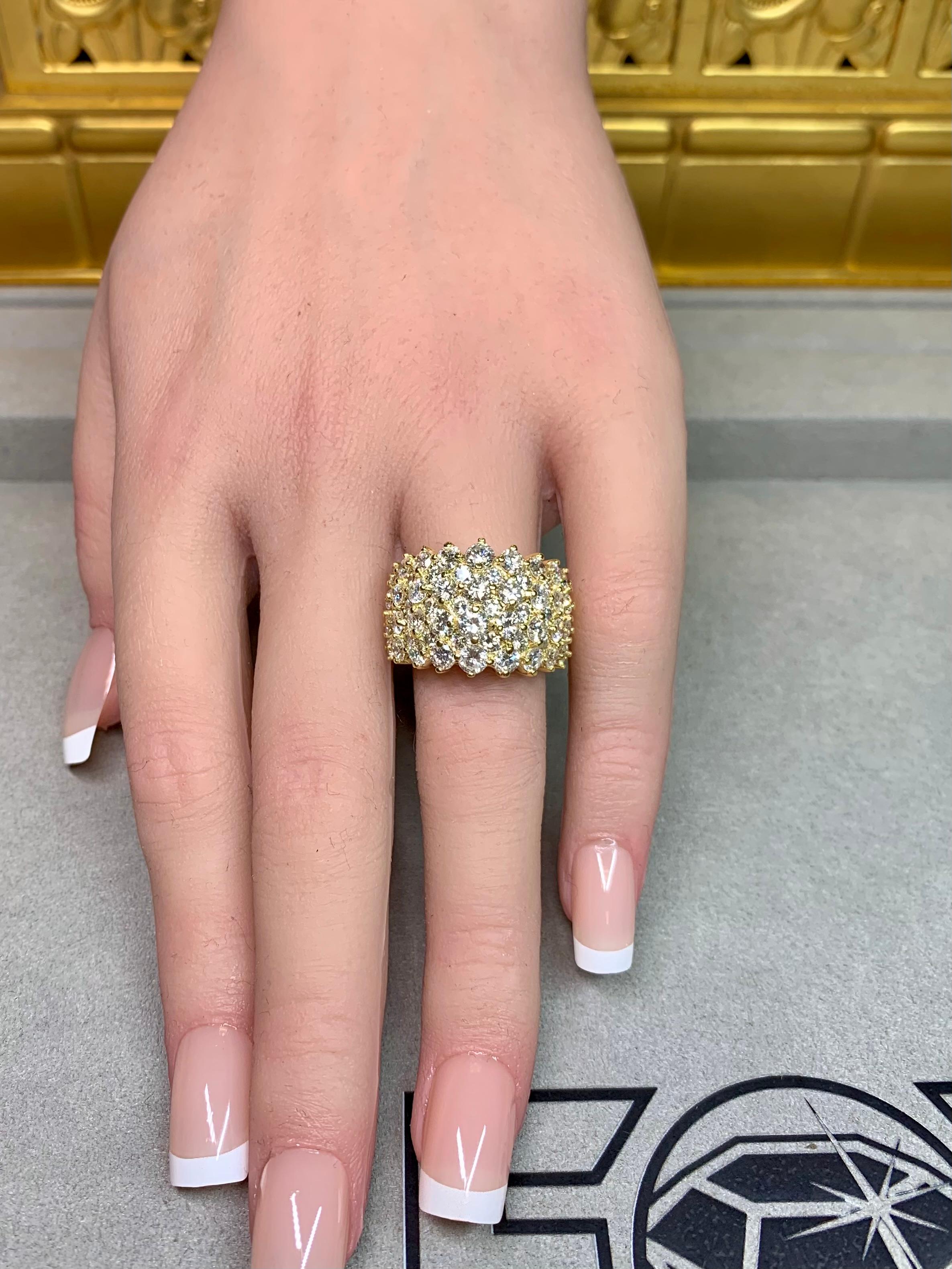 Bague de cocktail en or jaune 18K sertie de diamants larges 7ctw en vente 4