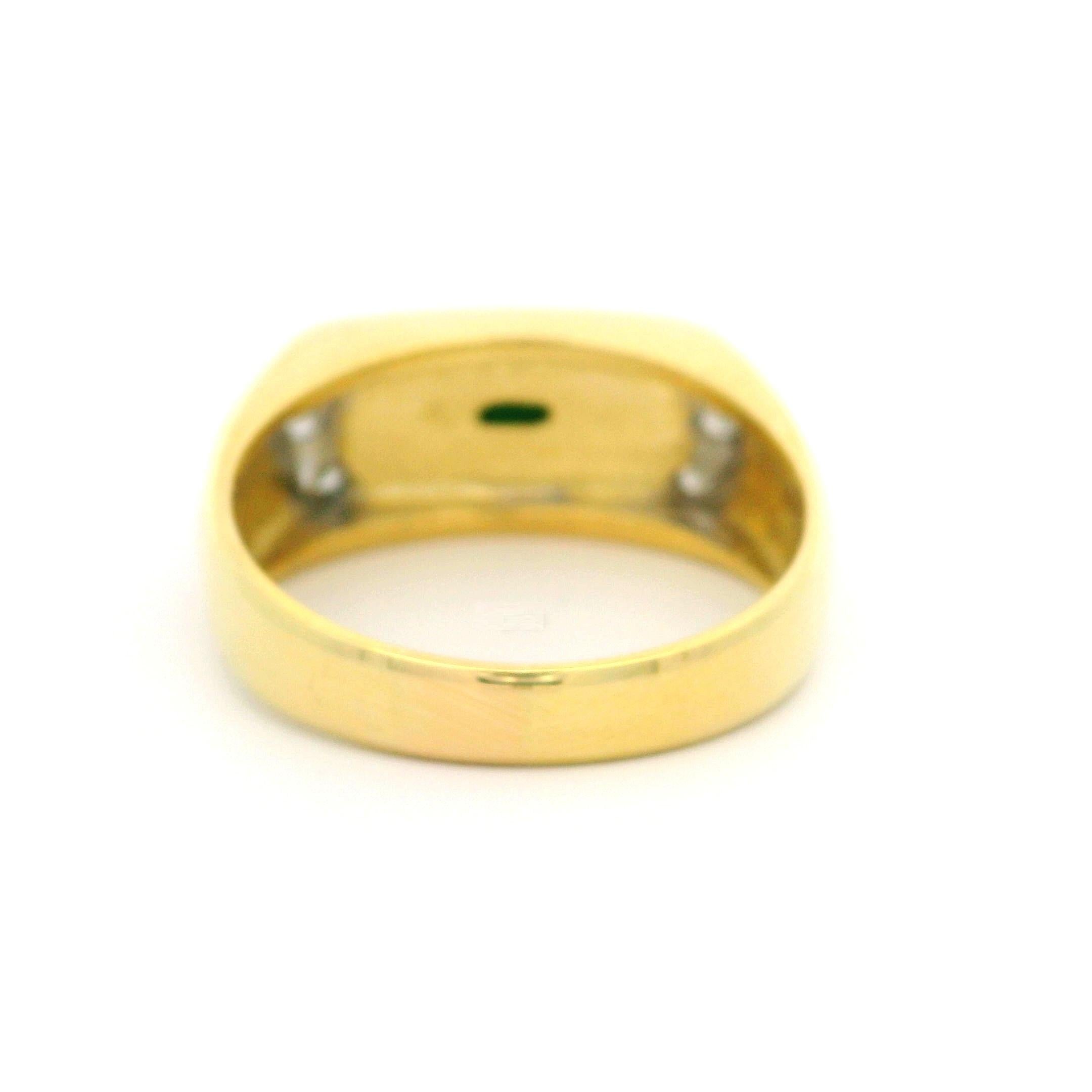 Cabochon Estate 18k Yellow Gold Saddle Cut Jade w/ Diamond Accents Band Ring Size 7.5