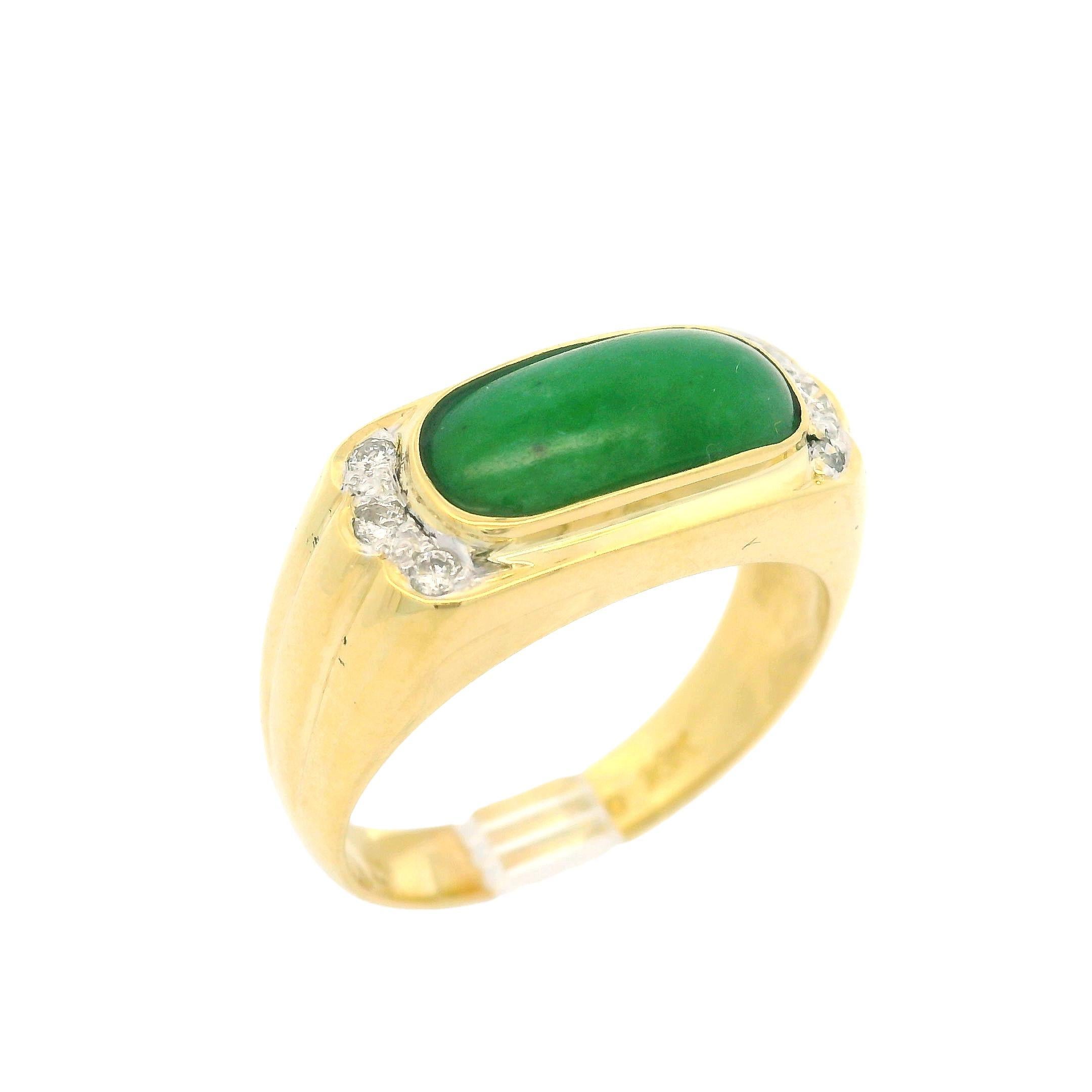 Women's Estate 18k Yellow Gold Saddle Cut Jade w/ Diamond Accents Band Ring Size 7.5