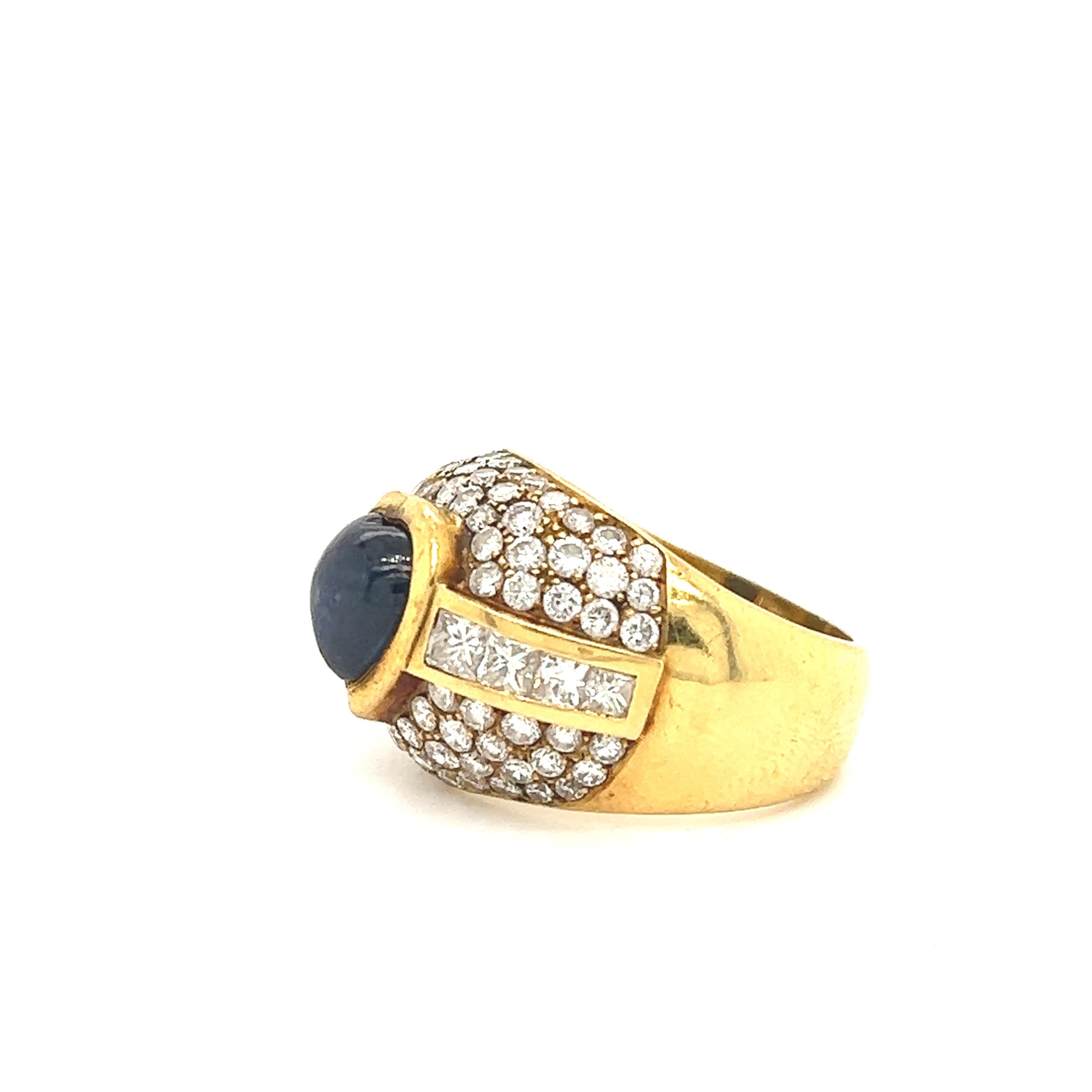 Mixed Cut Estate 18k Yellow Gold Sapphire & Diamond Cocktail Ring For Sale