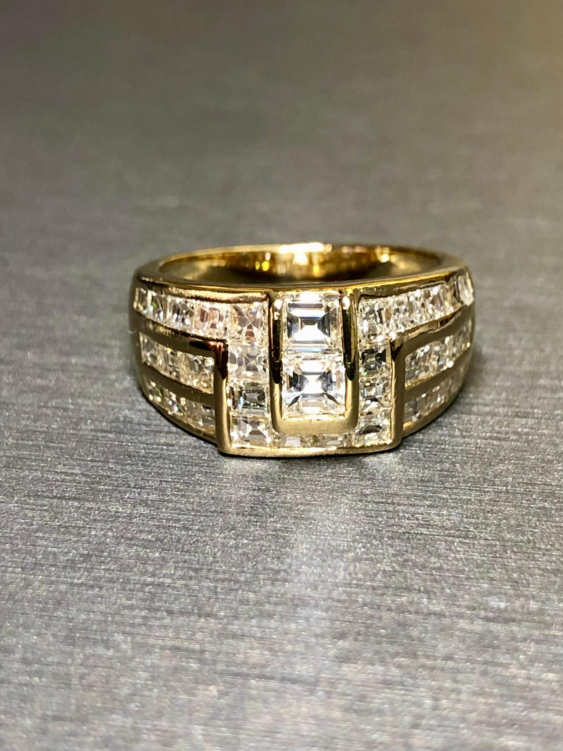 Contemporary Estate 18K Yellow Gold Square Baguette Diamond Channel Set Wide Band Ring 3.20ct For Sale