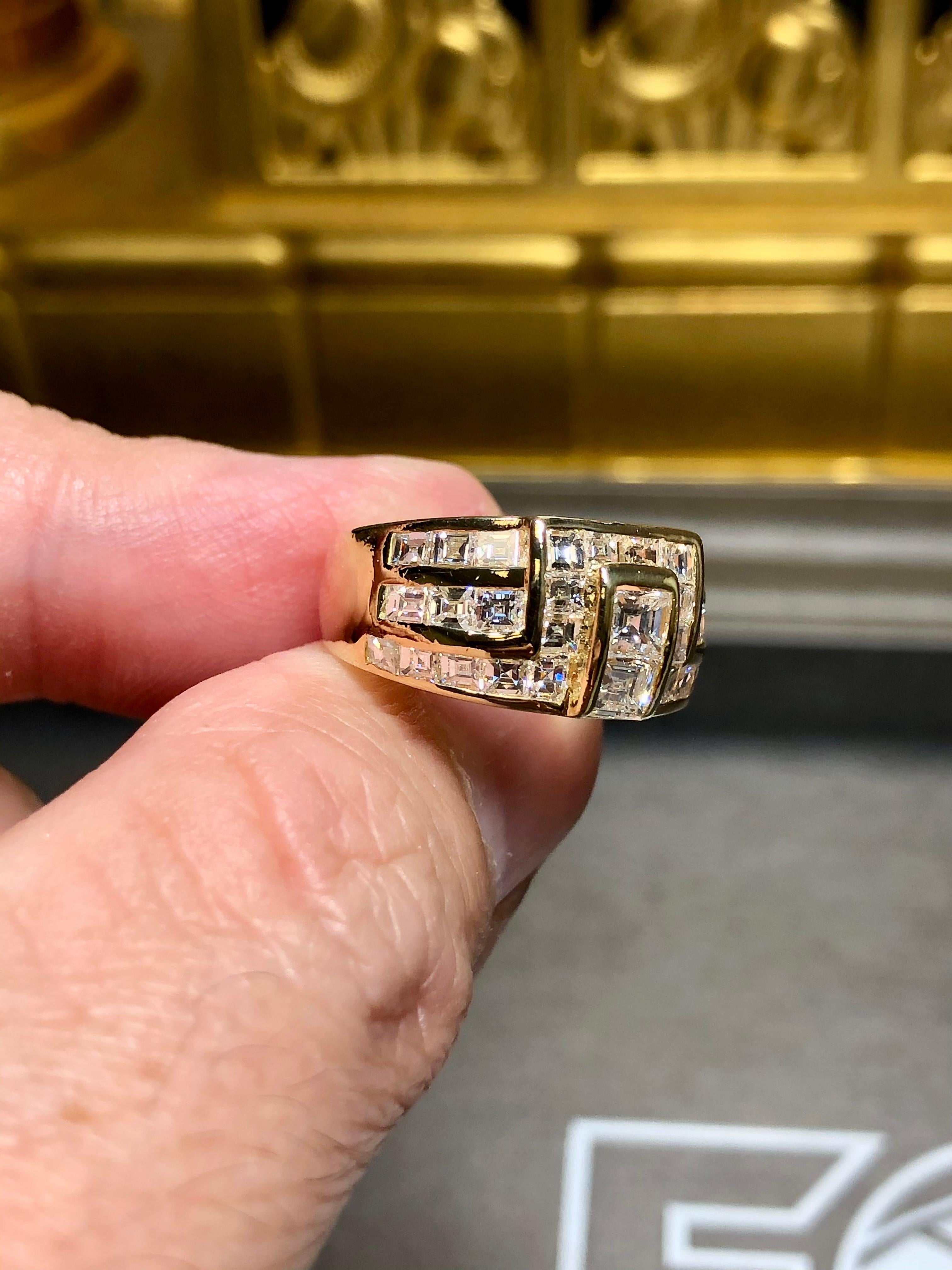 Women's or Men's Estate 18K Yellow Gold Square Baguette Diamond Channel Set Wide Band Ring 3.20ct For Sale