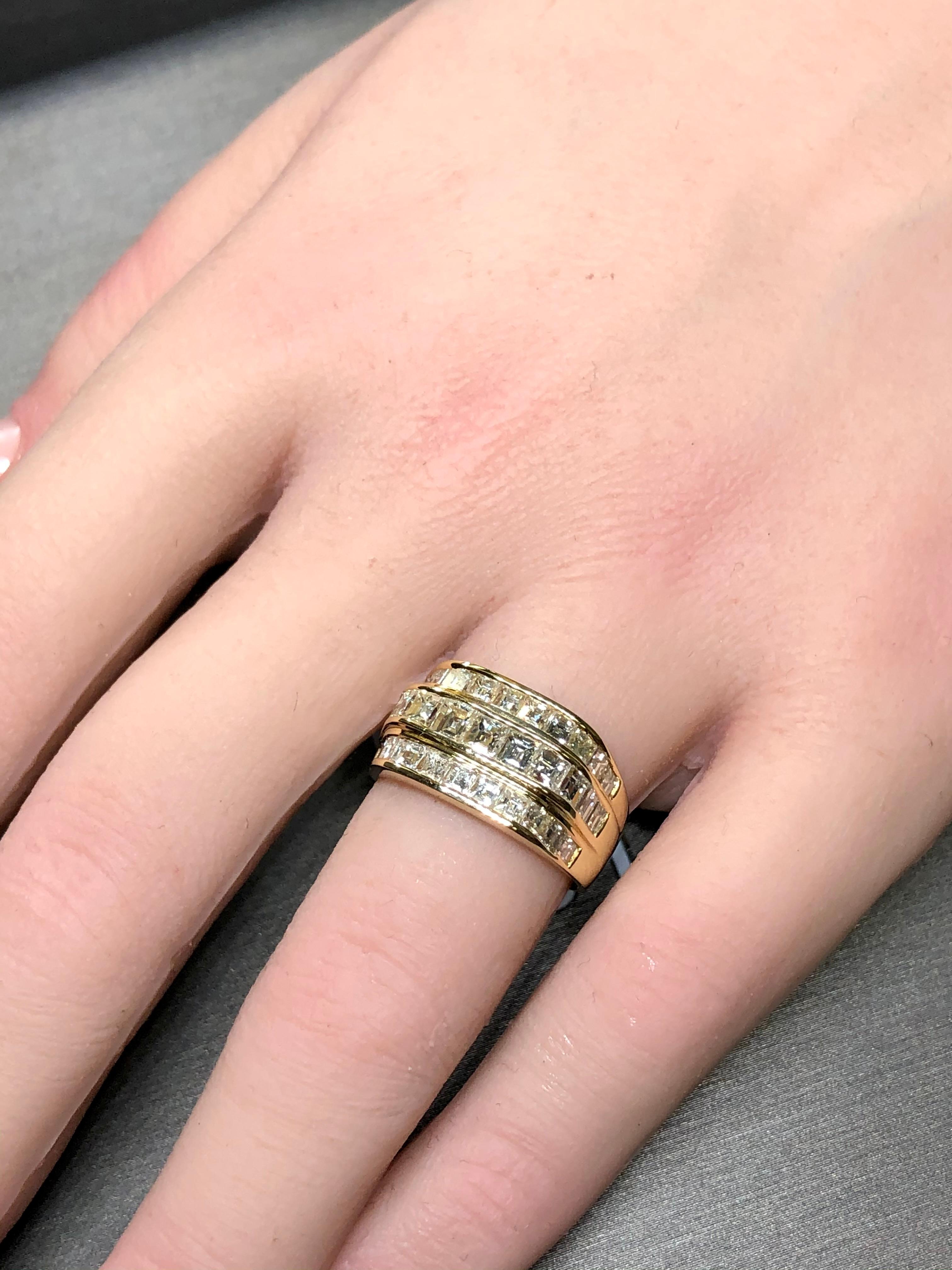 Estate 18K Yellow Gold Square Baguette Diamond Cocktail Ring 3.60cttw Sz 6.5 In Good Condition For Sale In Winter Springs, FL