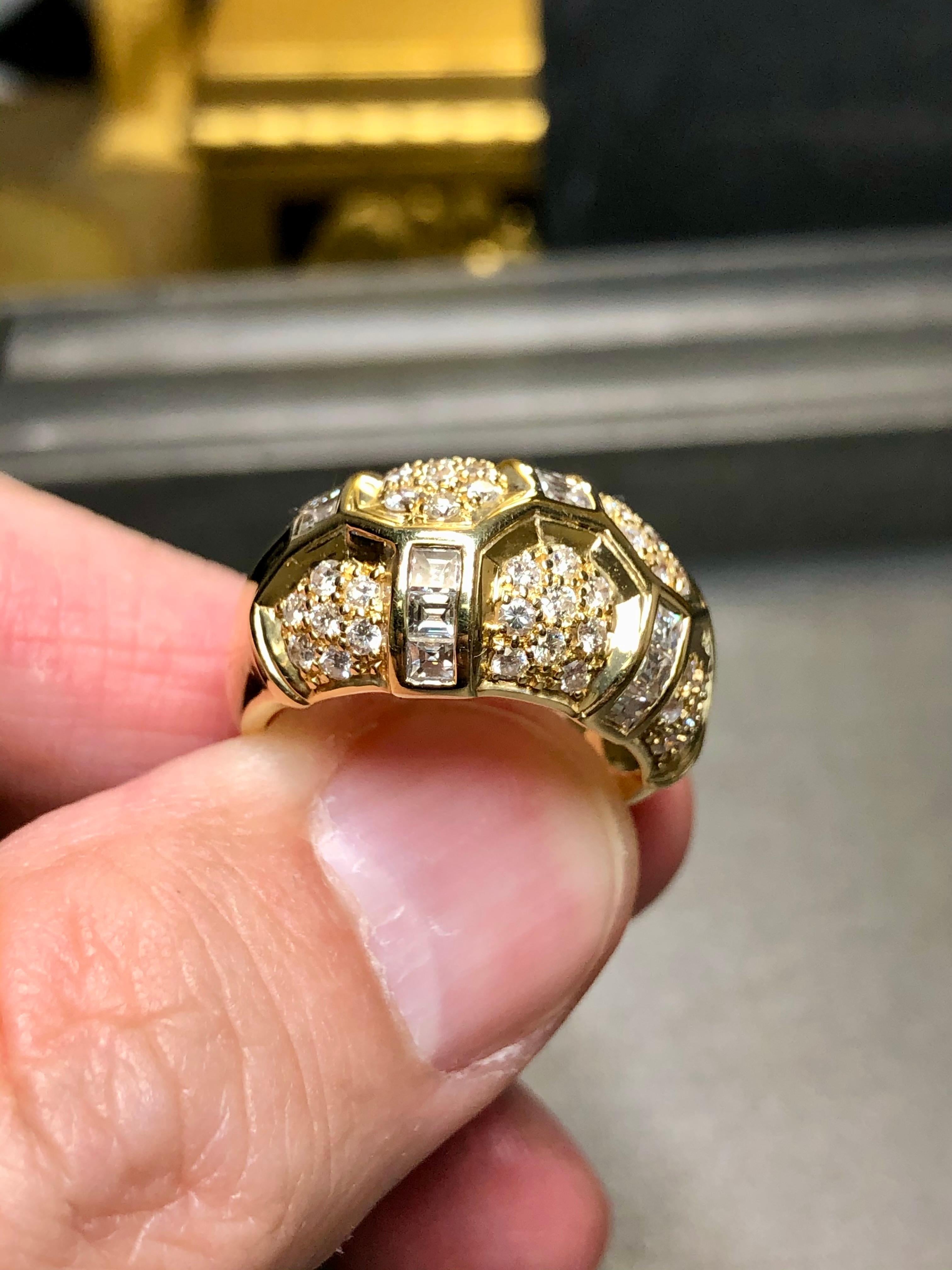Round Cut Estate 18K Yellow Gold Square Baguette Round Diamond Honeycomb Ring 1.60cttw For Sale