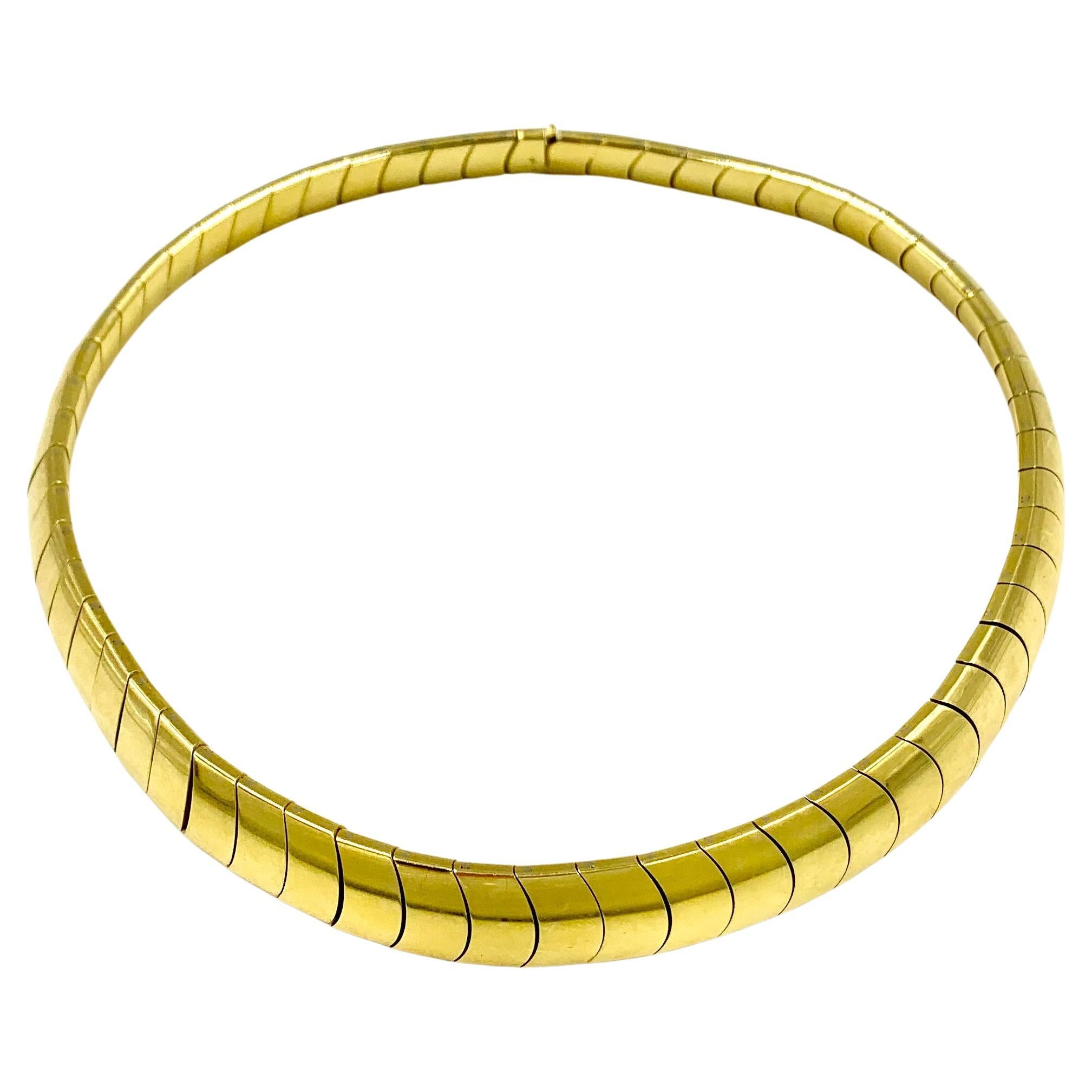 Estate 18K Yellow Gold Substantial Articulated Snake Choker Necklace For Sale