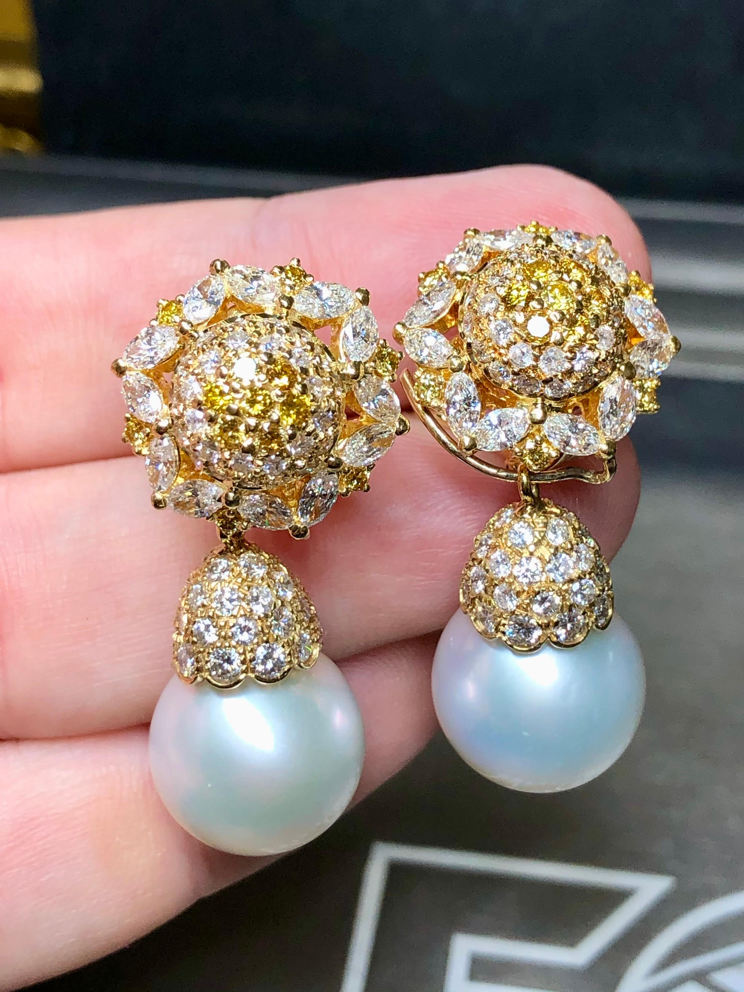 Estate 18K Yellow White Diamond Day Night South Sea Pearl Drop Earrings 14.50mm For Sale 2