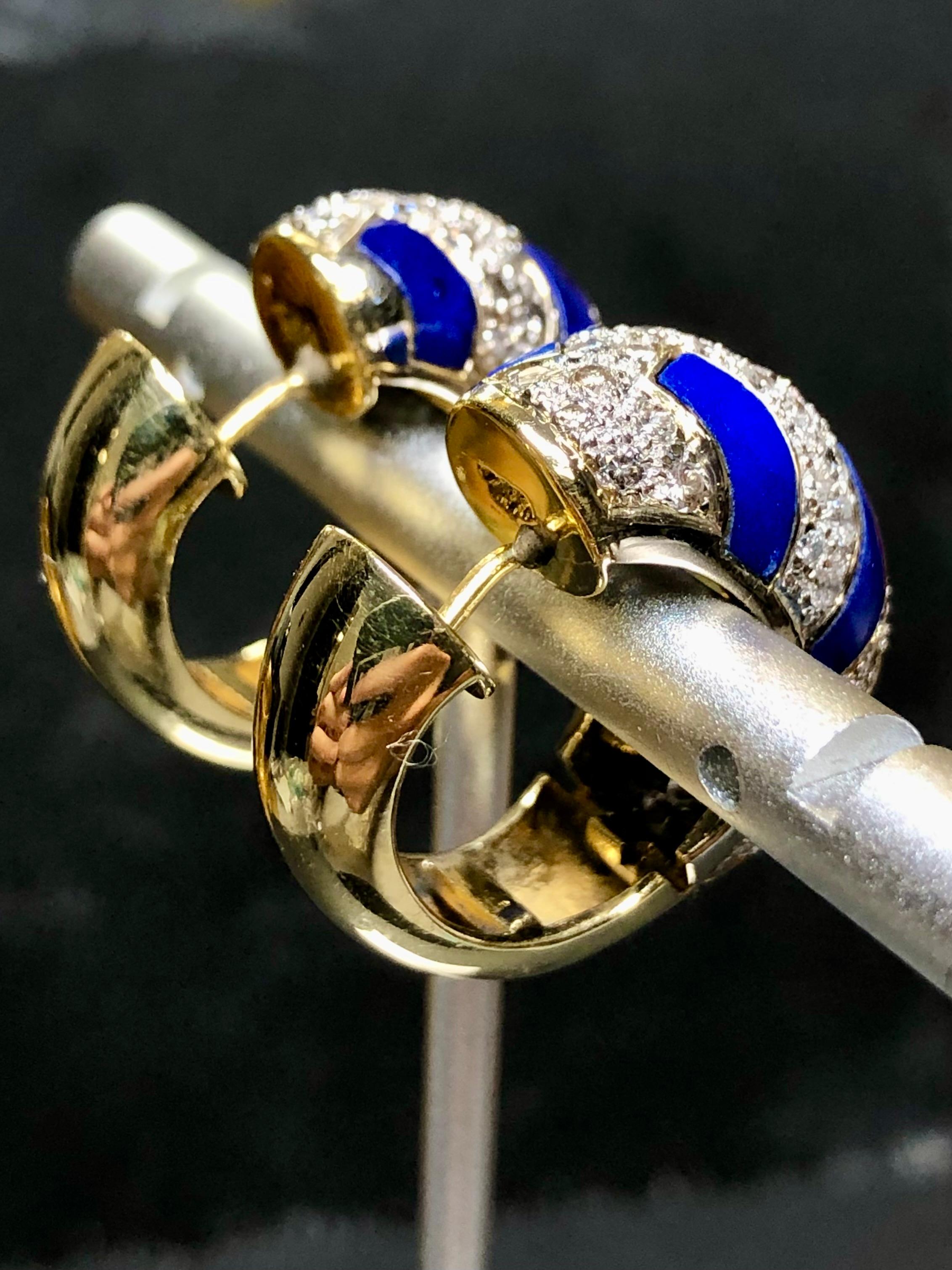 Round Cut Estate 18K Yellow White Gold Diamond Lapis Inlay Shrimp Huggie Earrings 3.15ctw For Sale