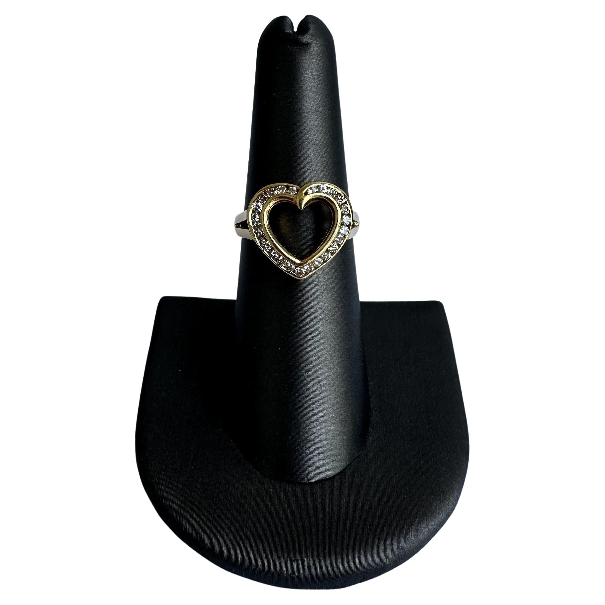 Estate 18kt Yellow Gold Natural Diamond Heart Ring - 0.15ctw, Size 6.5