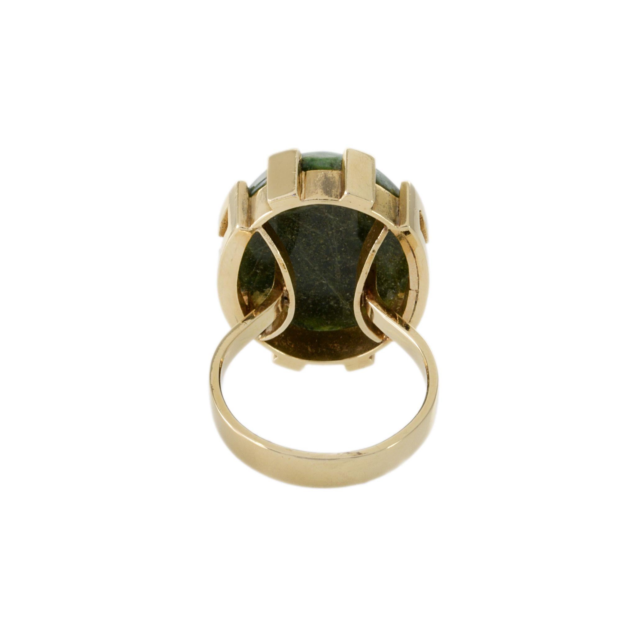Estate 1970s 18KT Yellow Gold Oval Green Jade Ring For Sale 1