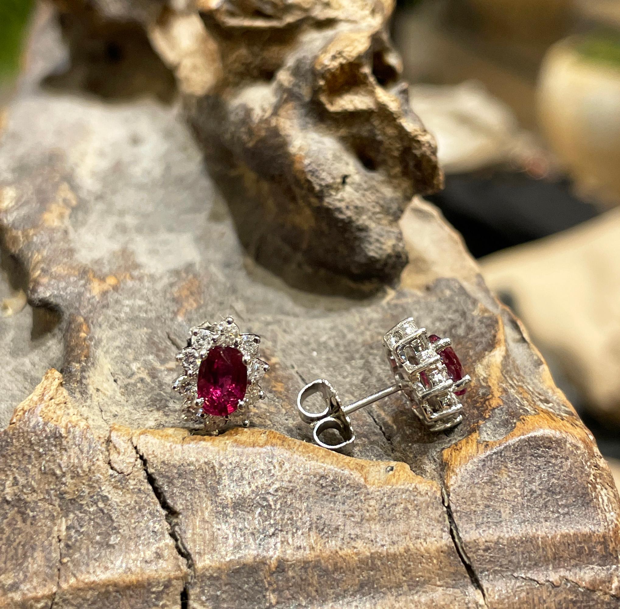 Estate 2.20ctw Oval  RUBY & Diamonds 14K White Gold Cluster Post Stud  Earrings For Sale 11