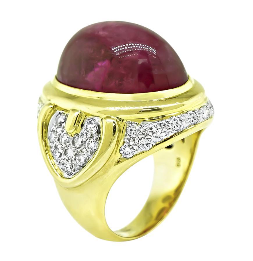Taille cabochon Bague ancienne tourmaline rose 22,82 carats et diamant 1,50 carat en vente