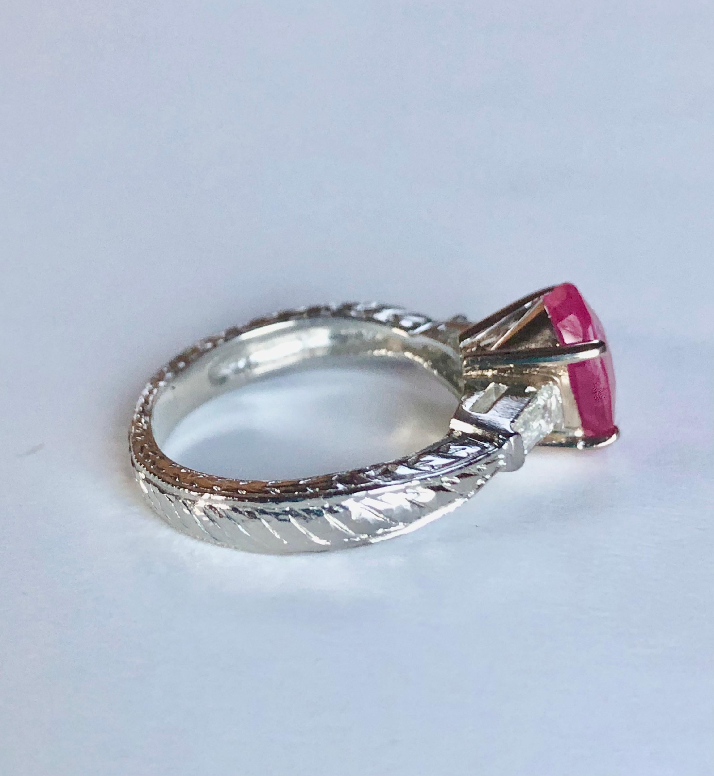 Women's or Men's Estate 2.75 Carat Vintage Ruby Diamond Ring Platinum and 18K For Sale