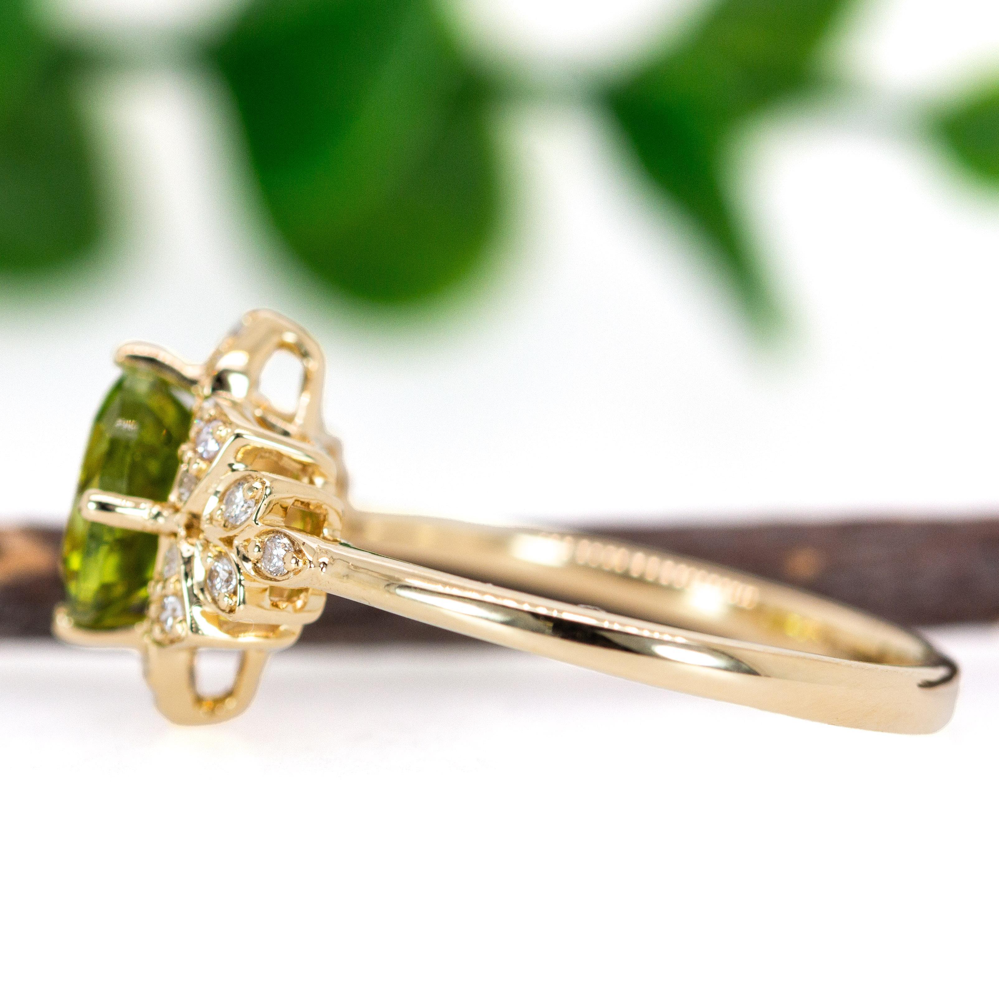 Bague de succession 2cts avec accents de diamants naturels en or massif 14K  RD 7mm Excellent état - En vente à Columbus, OH