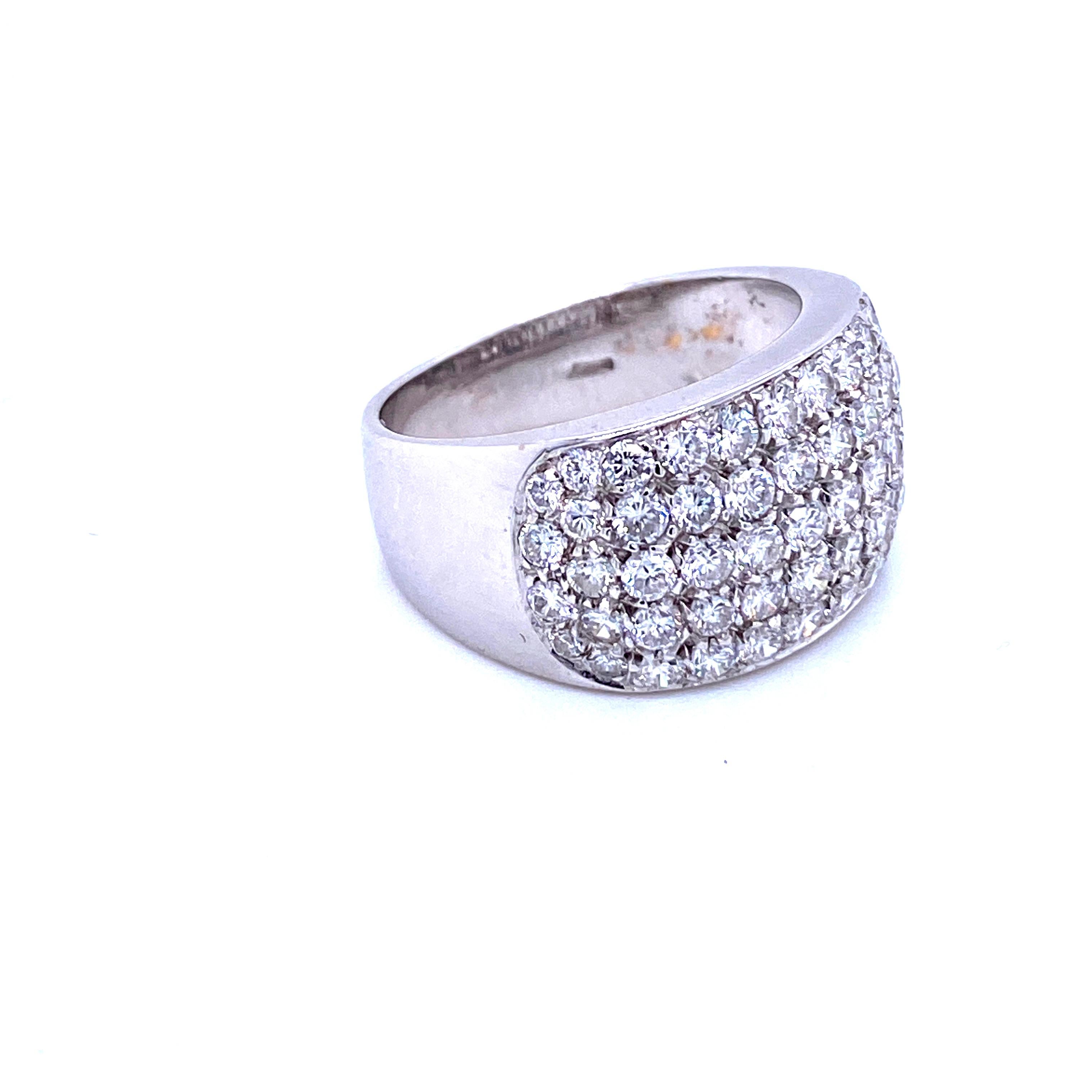 Nachlass 3 Karat Diamant Pavé Gold Band Ring im Zustand „Hervorragend“ im Angebot in Napoli, Italy