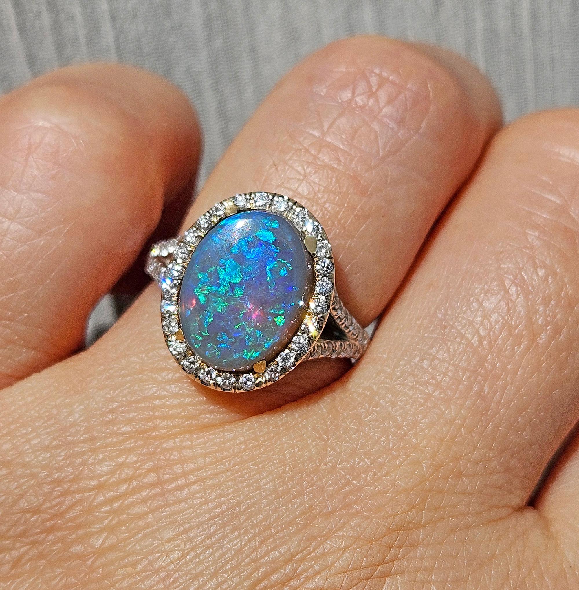 Estate 3.49ctw Australian Lighting Ridge Black Opal And Diamond 18K Gold Ring For Sale 4