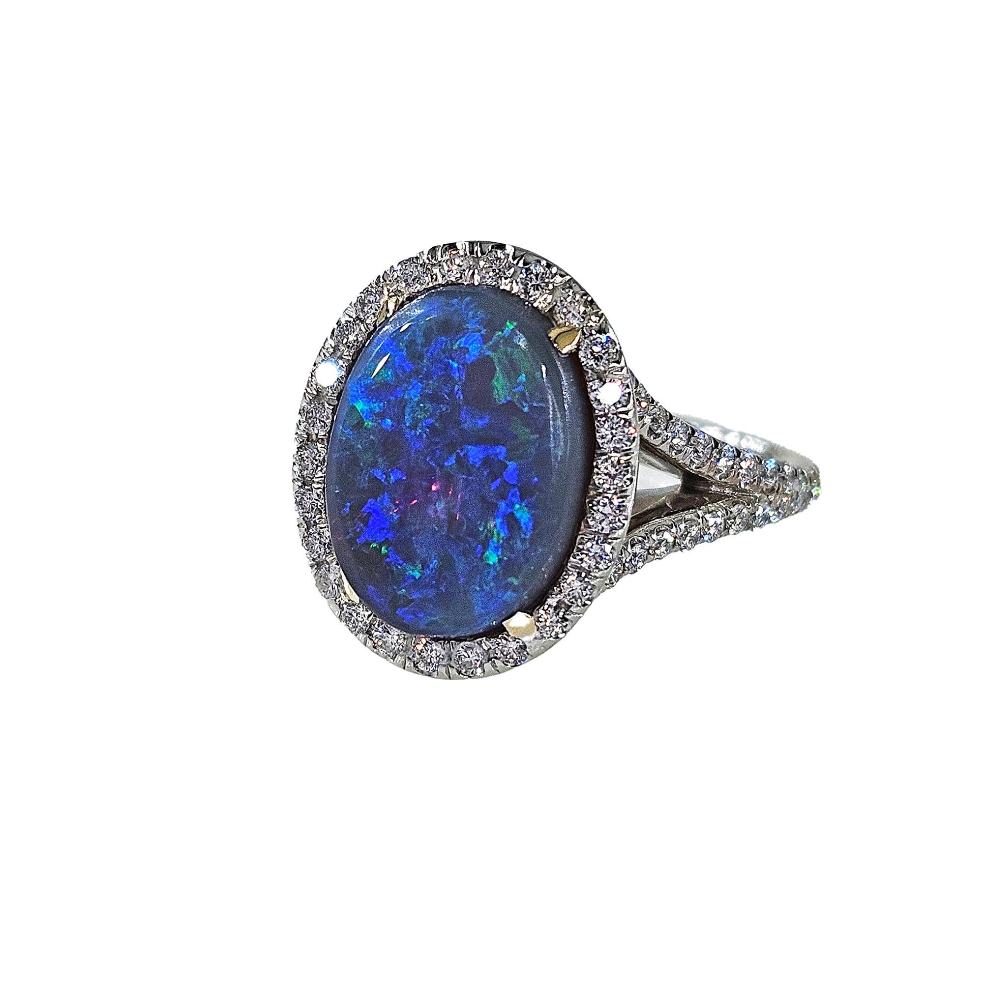 Oval Cut Estate 3.49ctw Australian Lighting Ridge Black Opal And Diamond 18K Gold Ring For Sale
