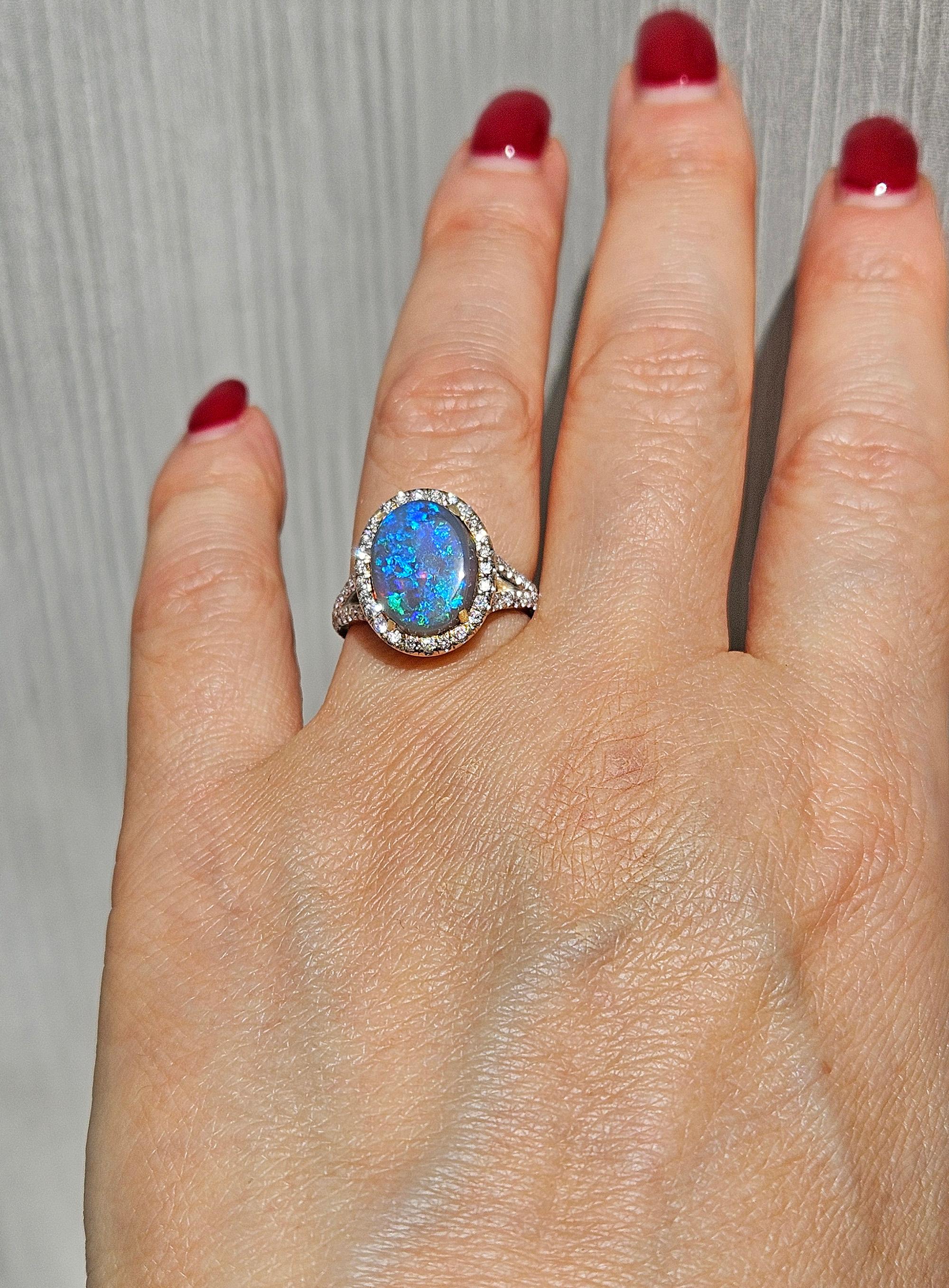 Women's Estate 3.49ctw Australian Lighting Ridge Black Opal And Diamond 18K Gold Ring For Sale