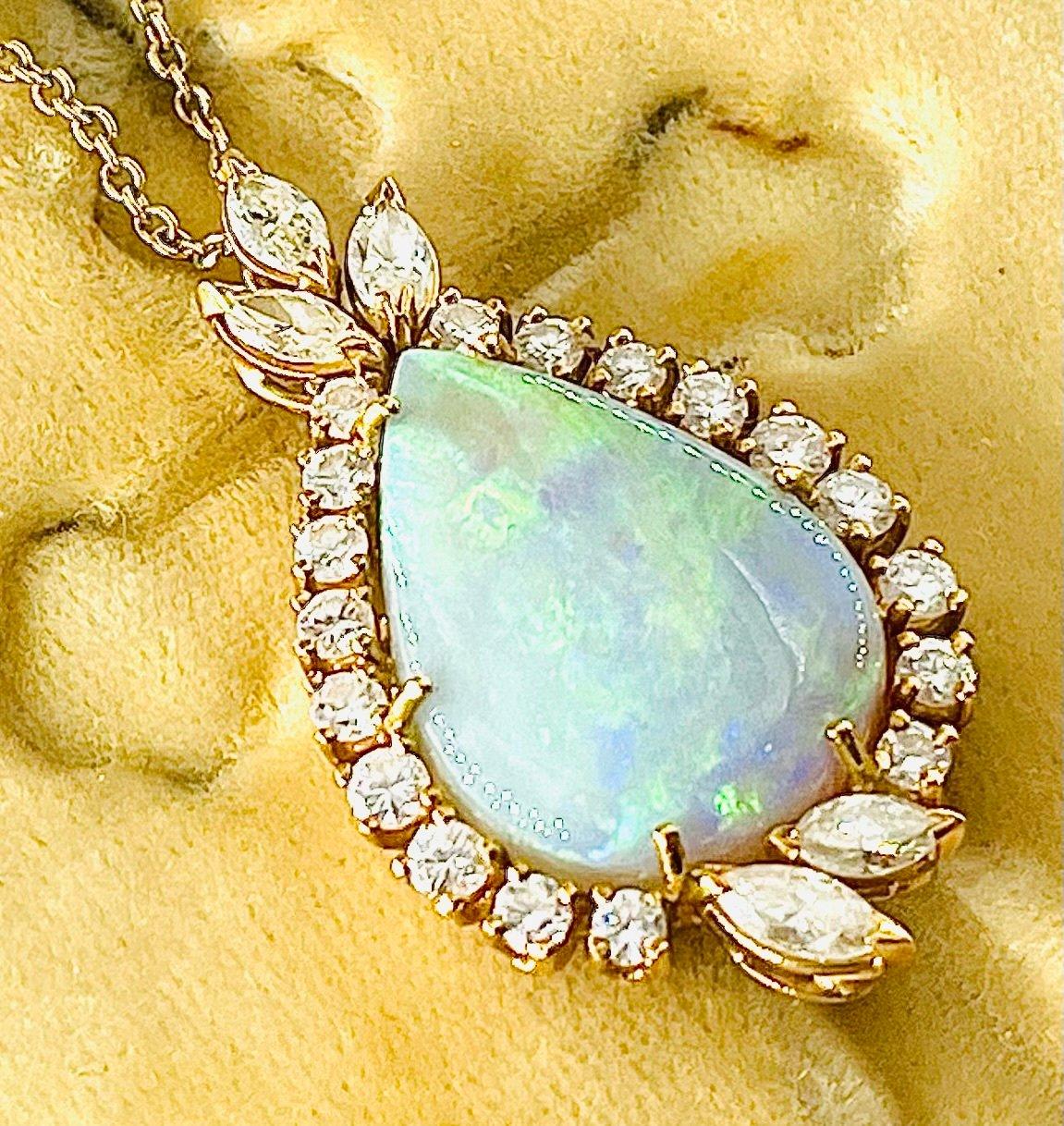 Collar Colgante de Ópalo Australiano y Diamante Marquesa Estate 35 Quilates en Excelente estado para la venta en GOES, NL
