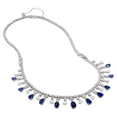 Platin-Halskette mit 3,6 Karat Diamanten im Bib-Stil und 12,9 Karat blauen Saphiren