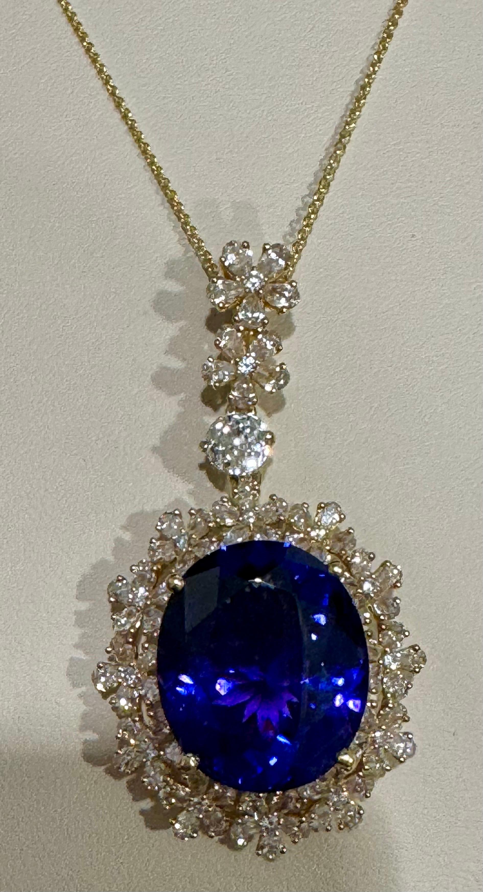 Women's Estate 39.06 Ct Tanzanite Necklace & 1.35ct Solitaire Diamond, TDW 7Ct, 18K Gold For Sale