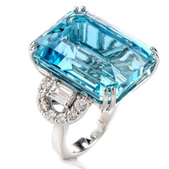 Estate 43.90 Carat Santa Maria Aquamarine Diamond 18 Karat Cocktail Fashion Ring