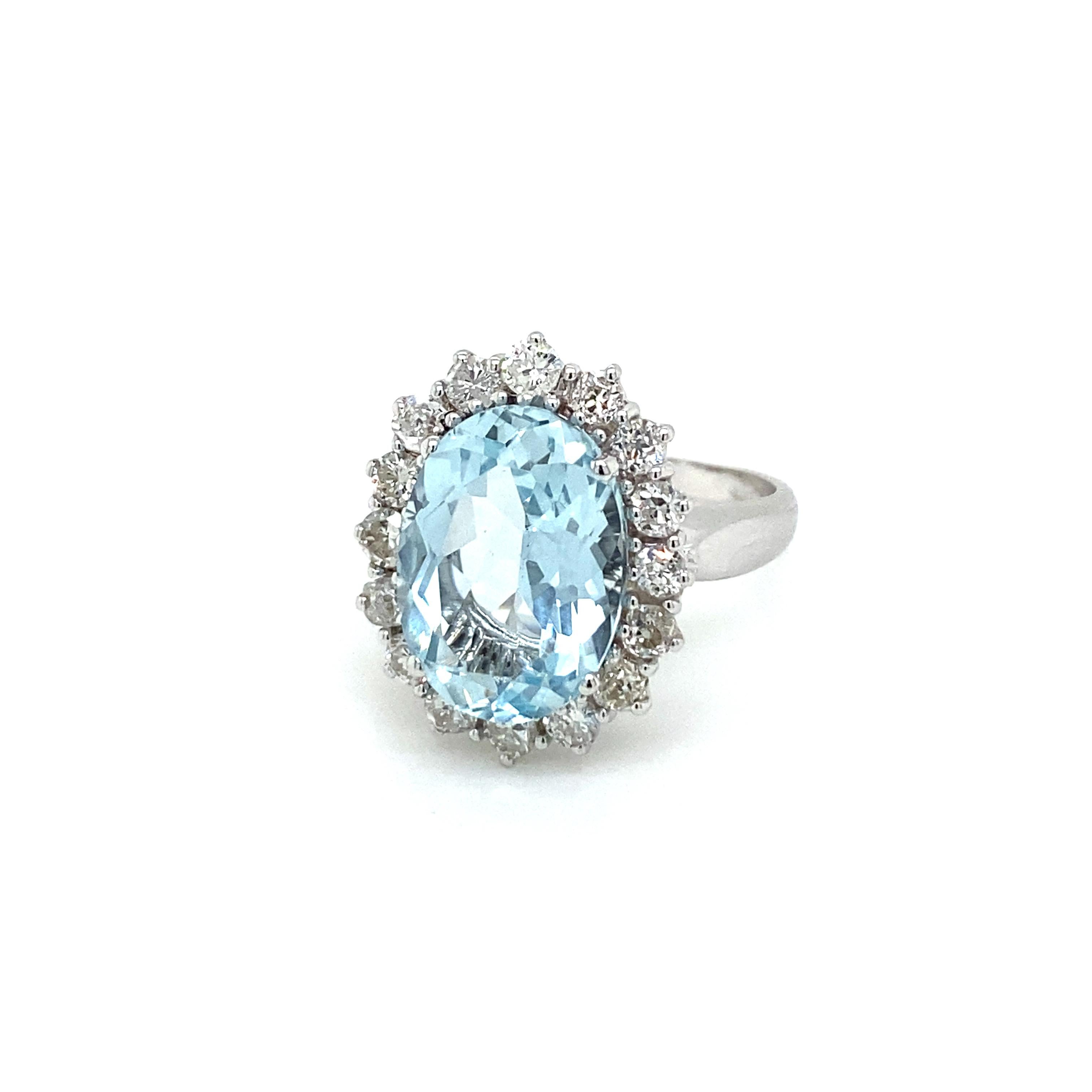 Mixed Cut Estate 5 Carat Aquamarine Diamond Cluster Ring For Sale