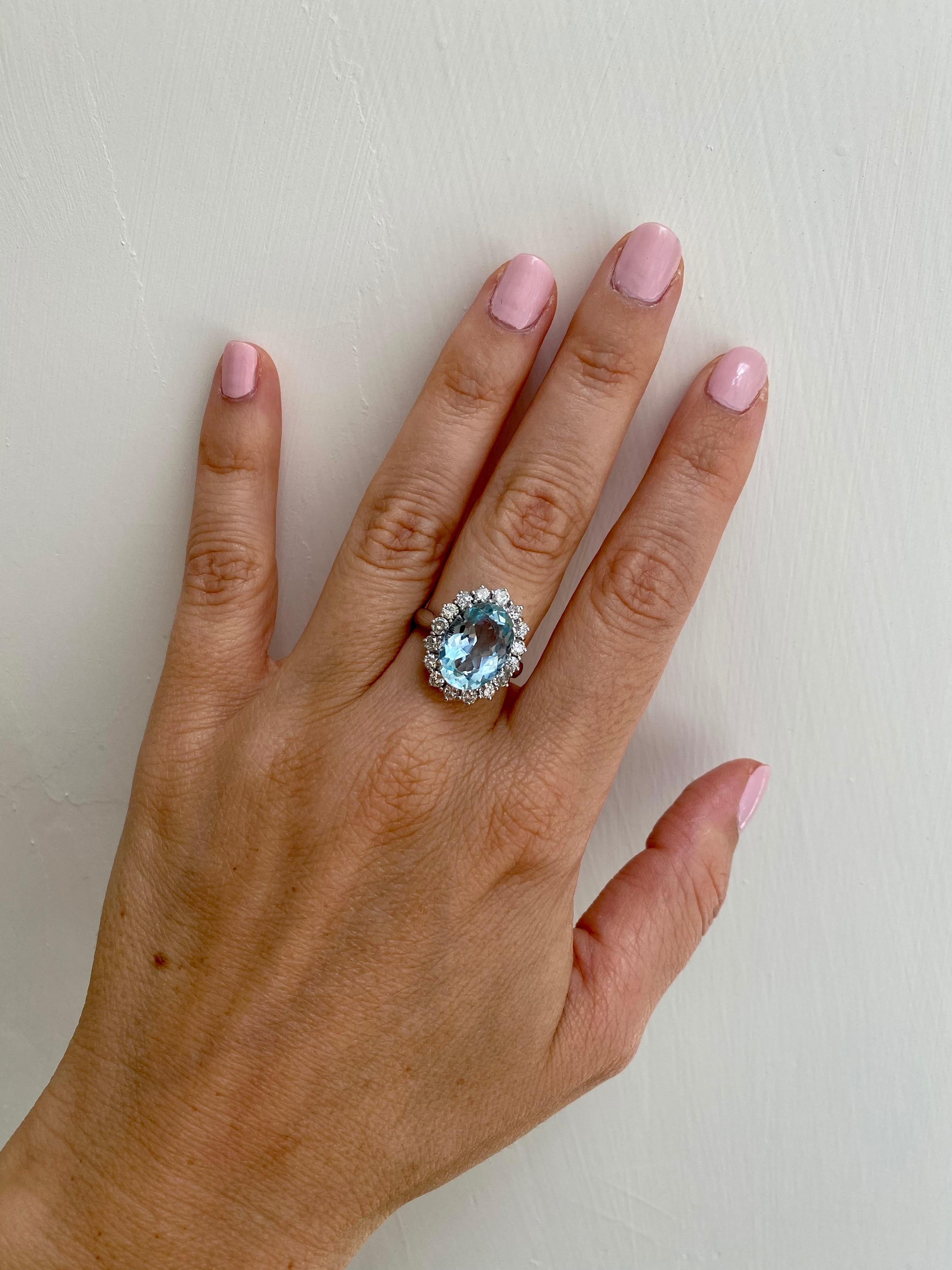Estate 5 Carat Aquamarine Diamond Cluster Ring For Sale 1