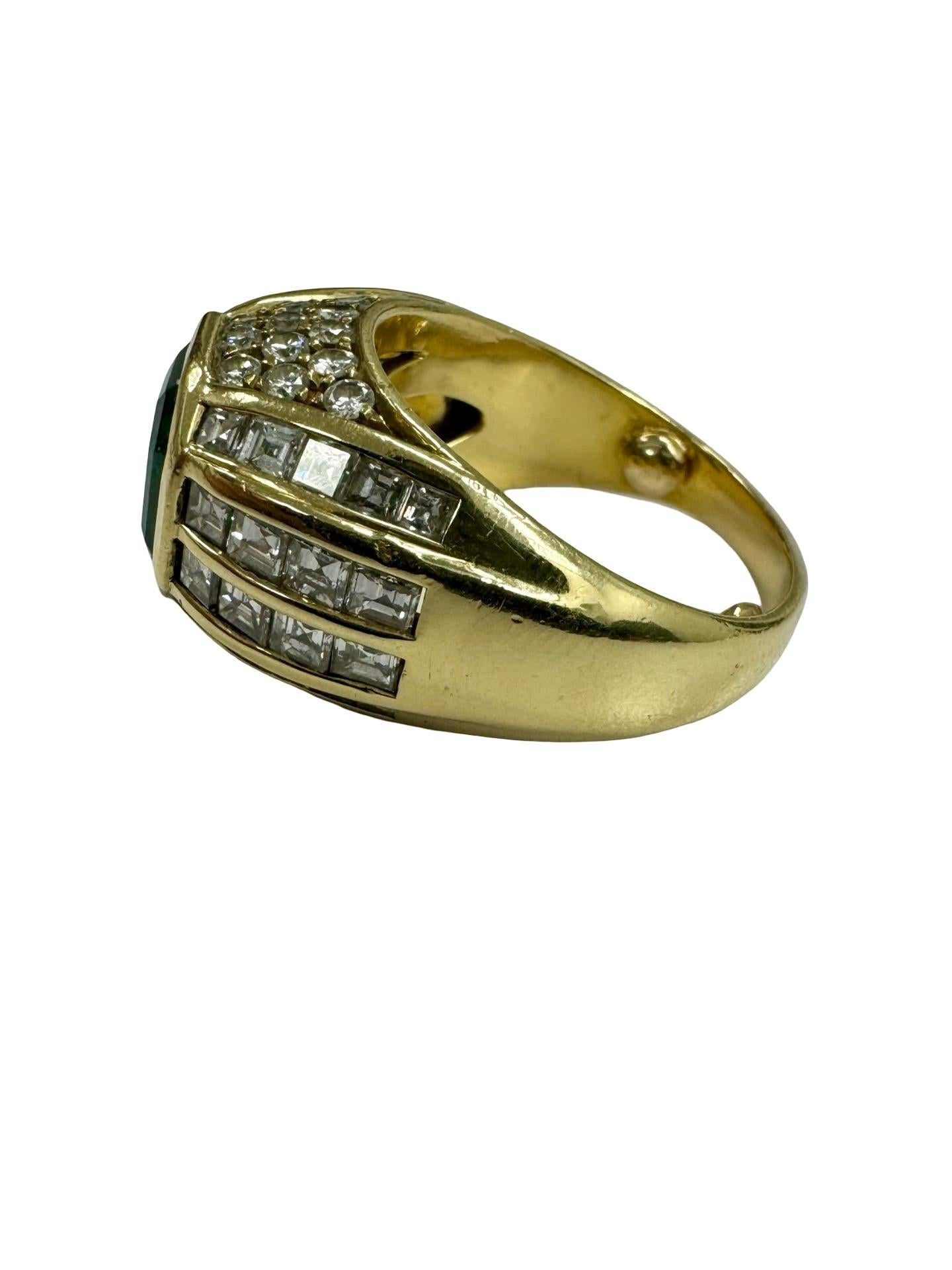 Taglio smeraldo Smeraldo colombiano certificato GIA da 5,03 carati e diamanti da 3,22 carati, geometrico 18k in vendita