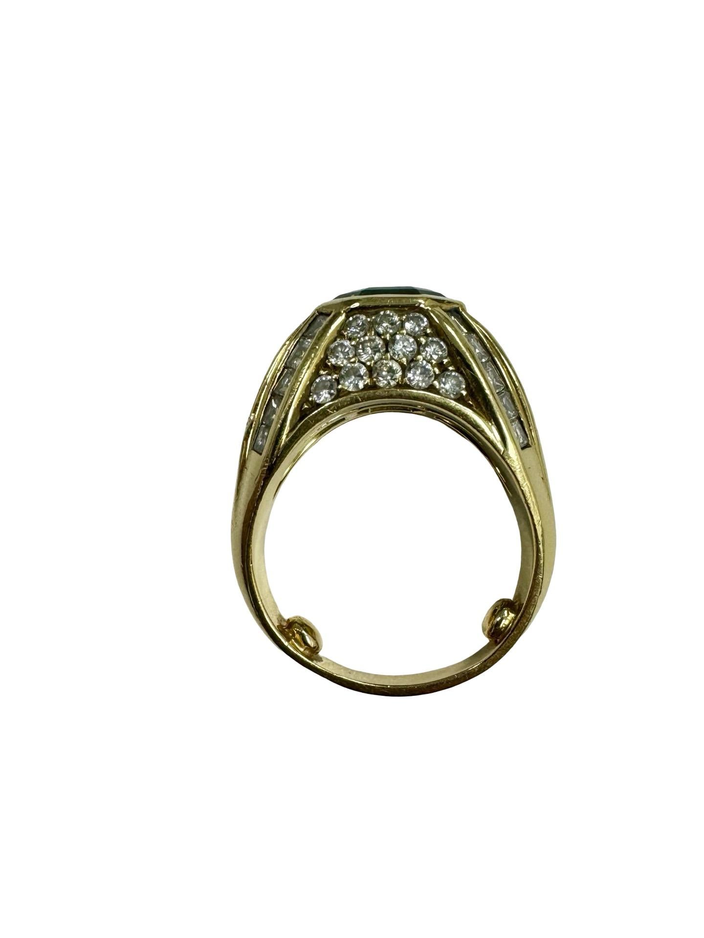 Smeraldo colombiano certificato GIA da 5,03 carati e diamanti da 3,22 carati, geometrico 18k in vendita 1