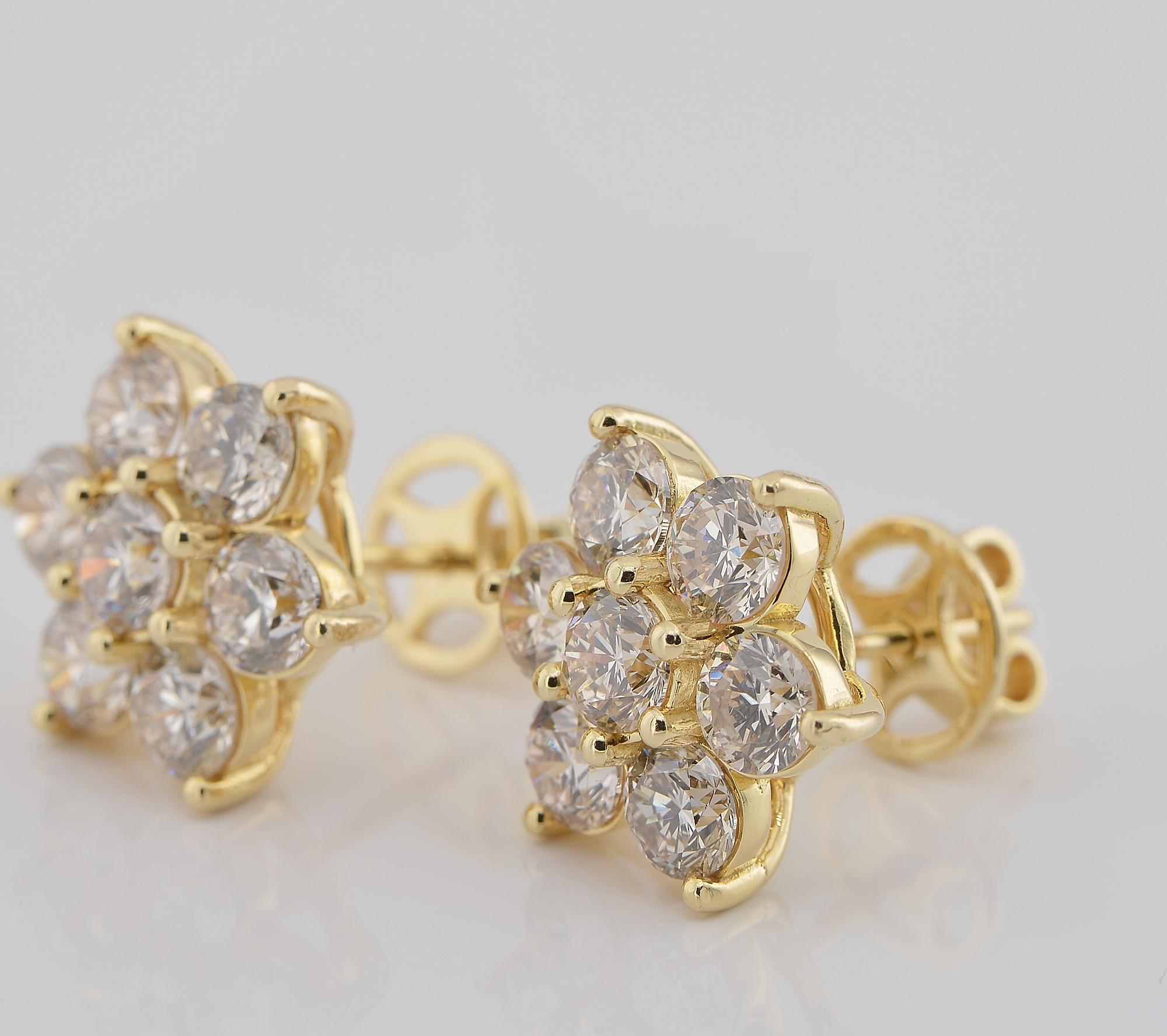 Women's Estate 5.62 Ct Brilliant Cut Diamond Cluster Earrings For Sale