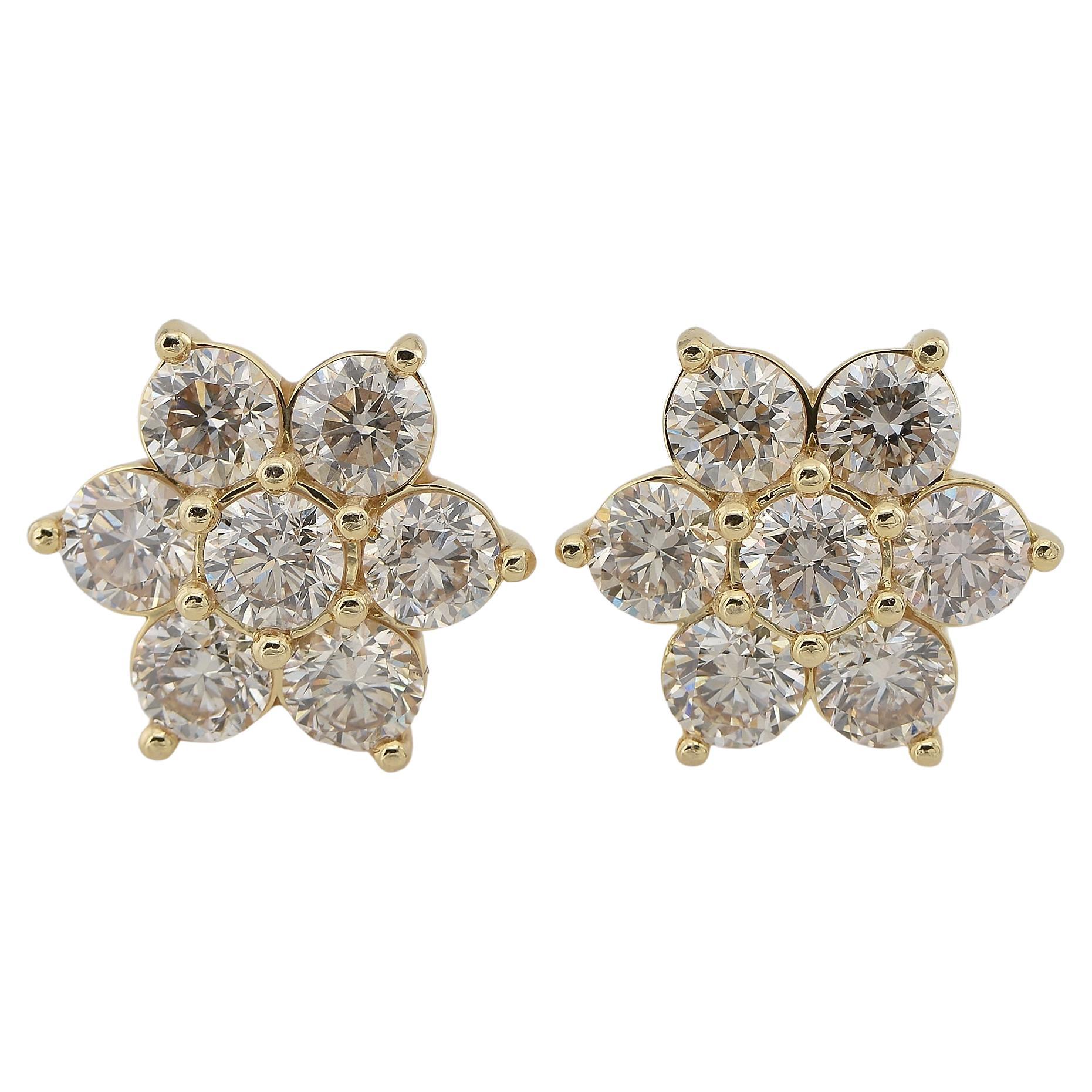 Estate 5.62 Ct Brilliant Cut Diamond Cluster Earrings For Sale