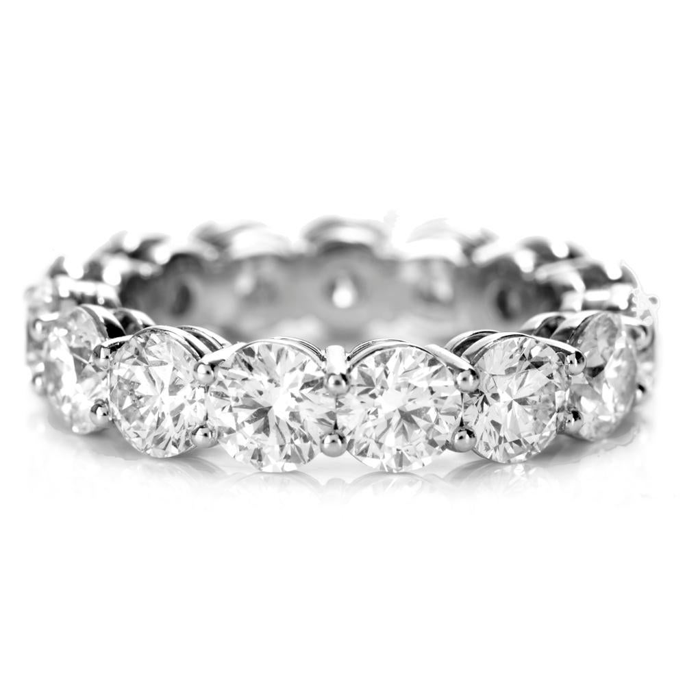 Traditional Elegance.

The Diamond Wedding Band was inspired in an Eternity Ring and crafted in Luxurious Platinum.  

Featuring 15 beautifully matched round brilliant cut GIA Certified Diamonds

weighing 6.12 carats and are of F-I color and VS1-VS2