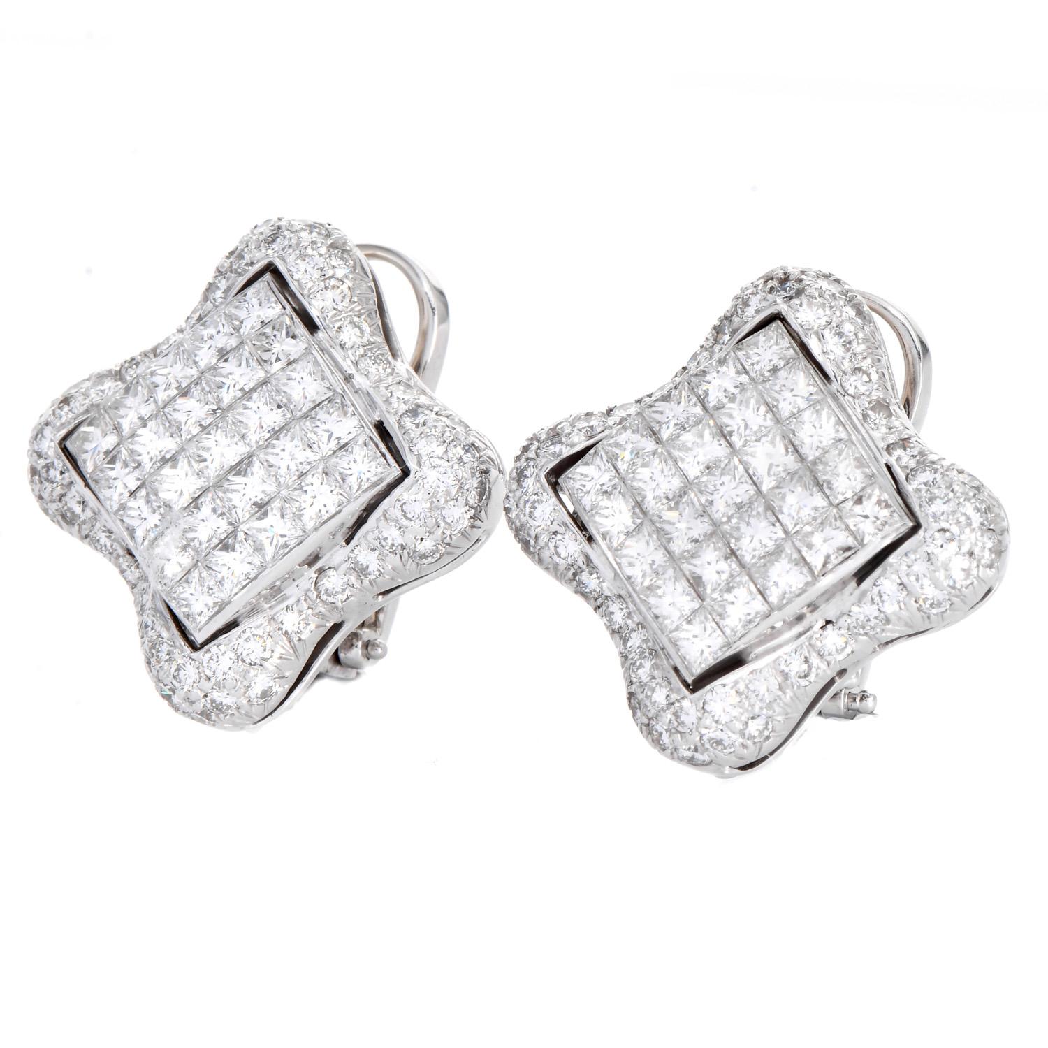 Atemberaubende Estate Quatrefoil Statement Earrings mit insgesamt 6,28 Karat natürlichen Diamanten, gefasst in 18 Karat Weißgold.
In der Mitte befinden sich quadratische Diamanten, die von einem zarten Kleeblattmotiv mit runden, gepflasterten