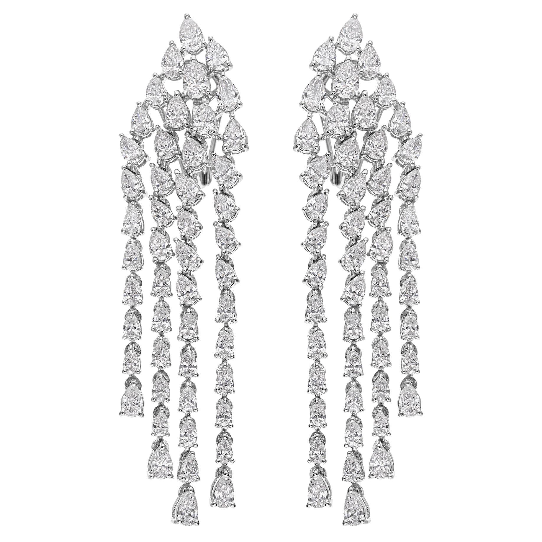 Orecchini a lampadario con diamanti da 6,29 carati per matrimonio, oro bianco 18k in vendita