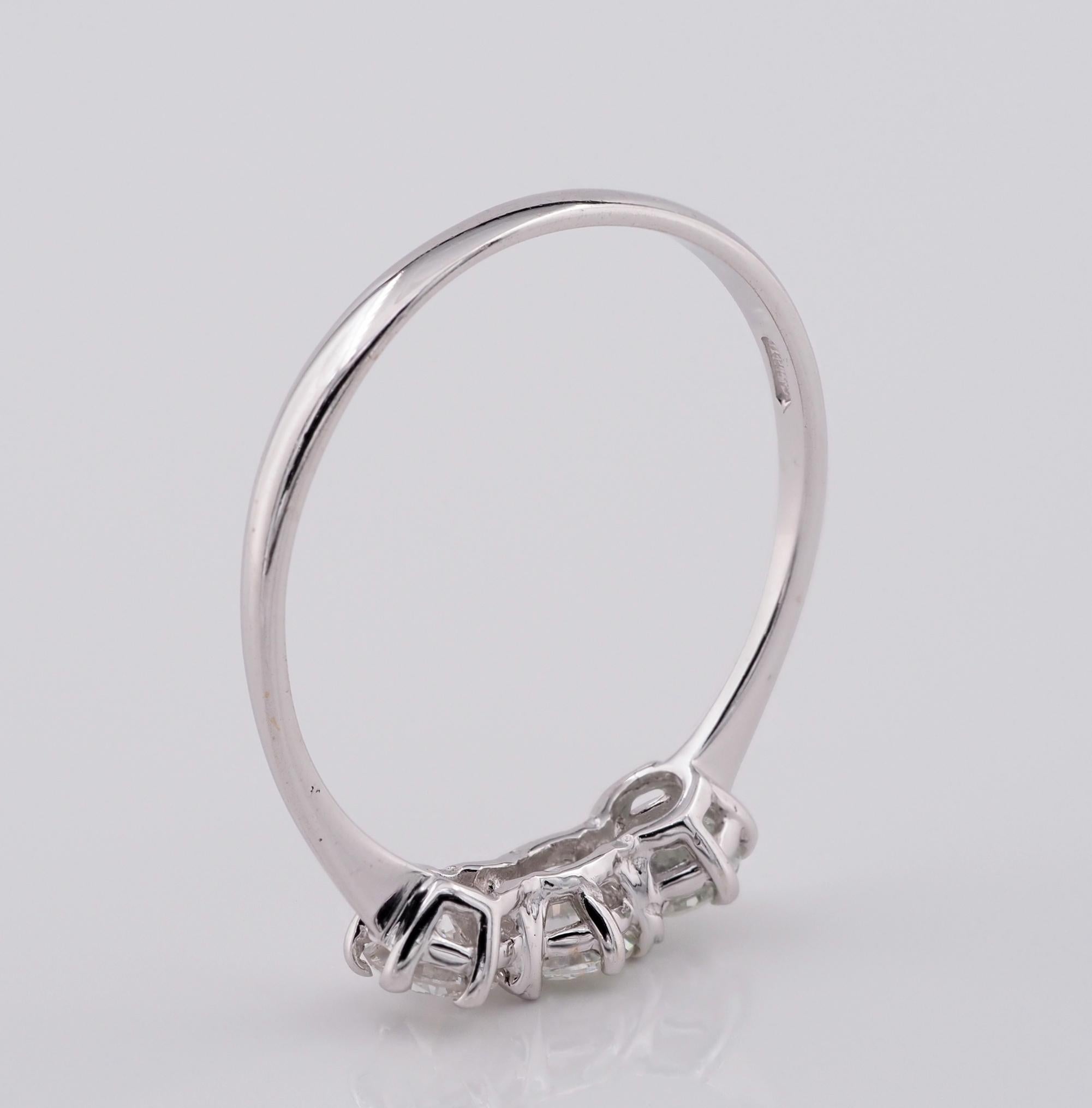Women's or Men's Estate .63 Ct Three Stone Diamond F/G VVS 18 KT Ring For Sale