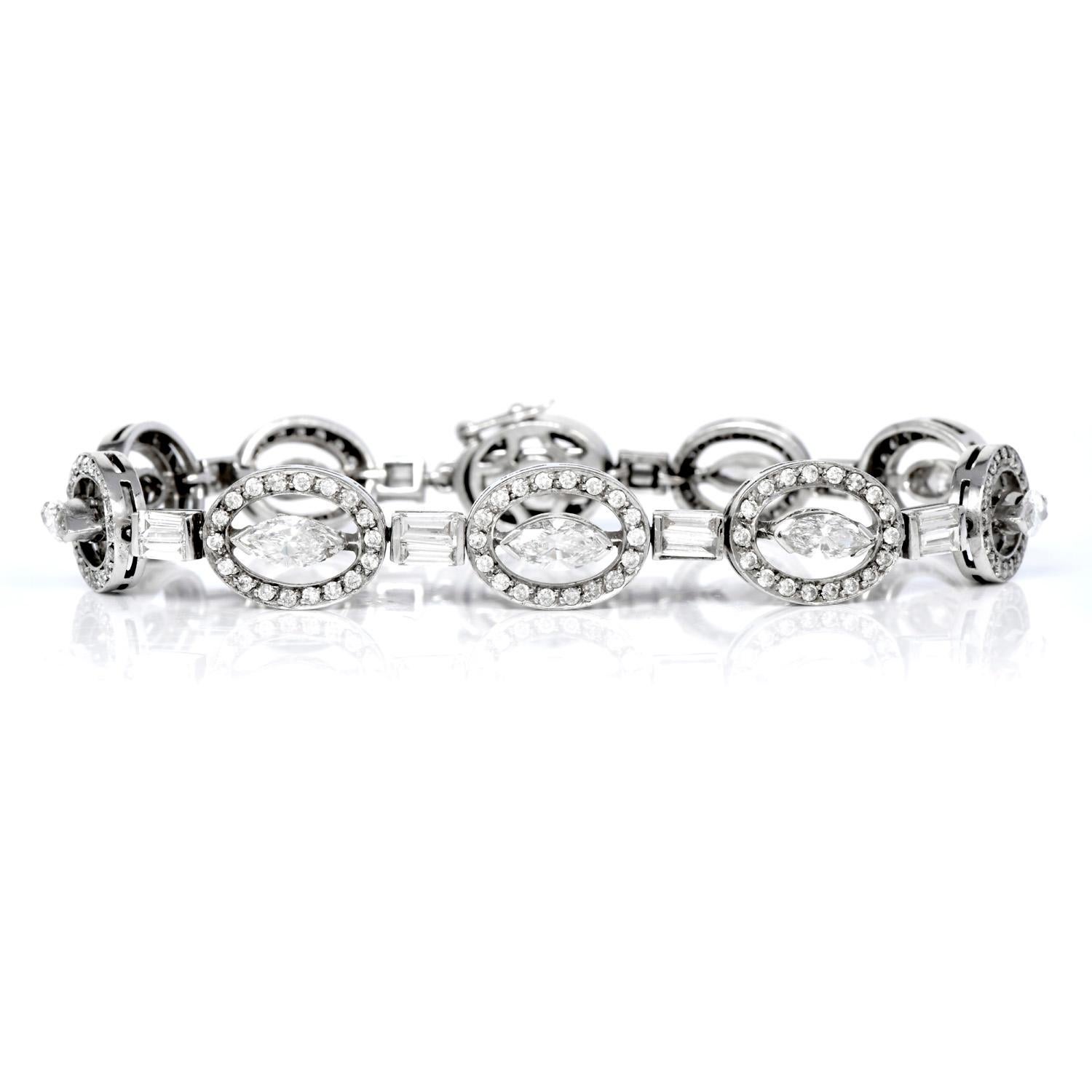 Spüren Sie die Eleganz jeden Tag mit diesem atemberaubenden ovalen Diamant-Gliederarmband!
Dieses Armband aus den 1990er Jahren wird in jedem Glied von 10 echten Diamanten im Marquise-Schliff und 180 runden Diamanten im Baguette-Schliff von