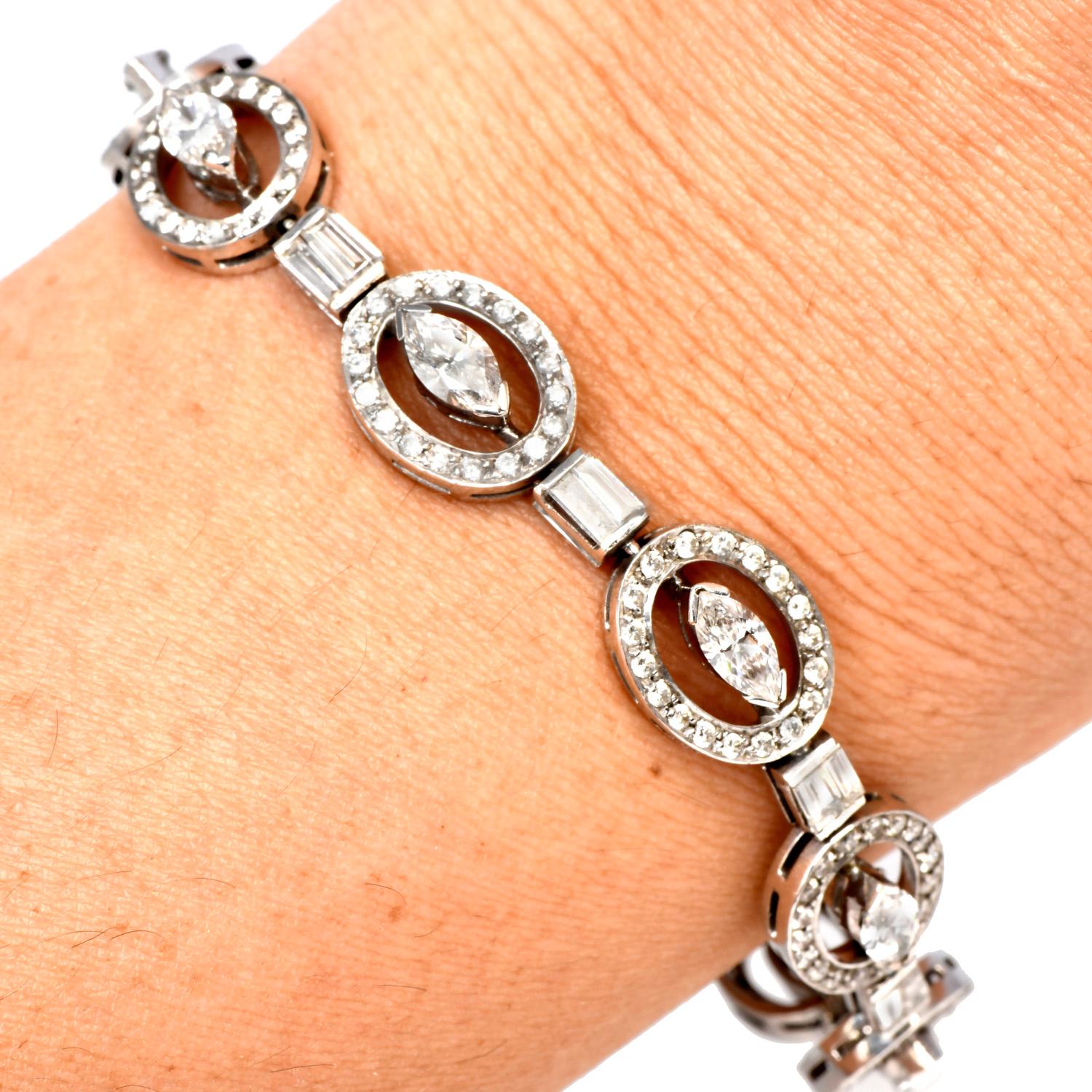 Women's or Men's Estate 6.70cts Diamond 18K White Gold Oval Style Link Bracelet For Sale