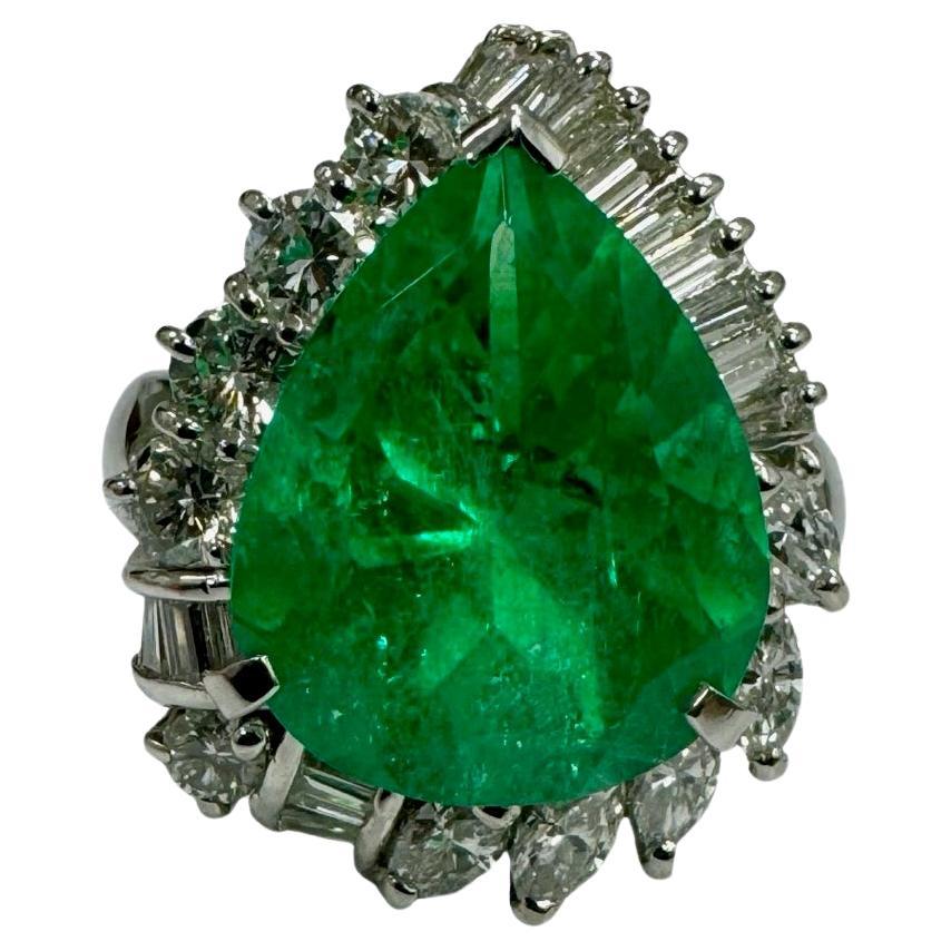 Estate 7,21ct GIA zertifiziert Birne kolumbianischen Smaragd
Diamanten Halo Cocktail-Ring