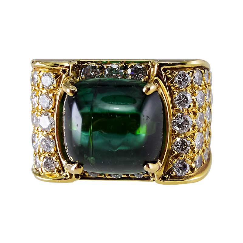 Estate 7.50 Carat Green Tourmaline Cabochon and Pave' Diamond Ring in 18K YG In Excellent Condition For Sale In Long Beach, CA