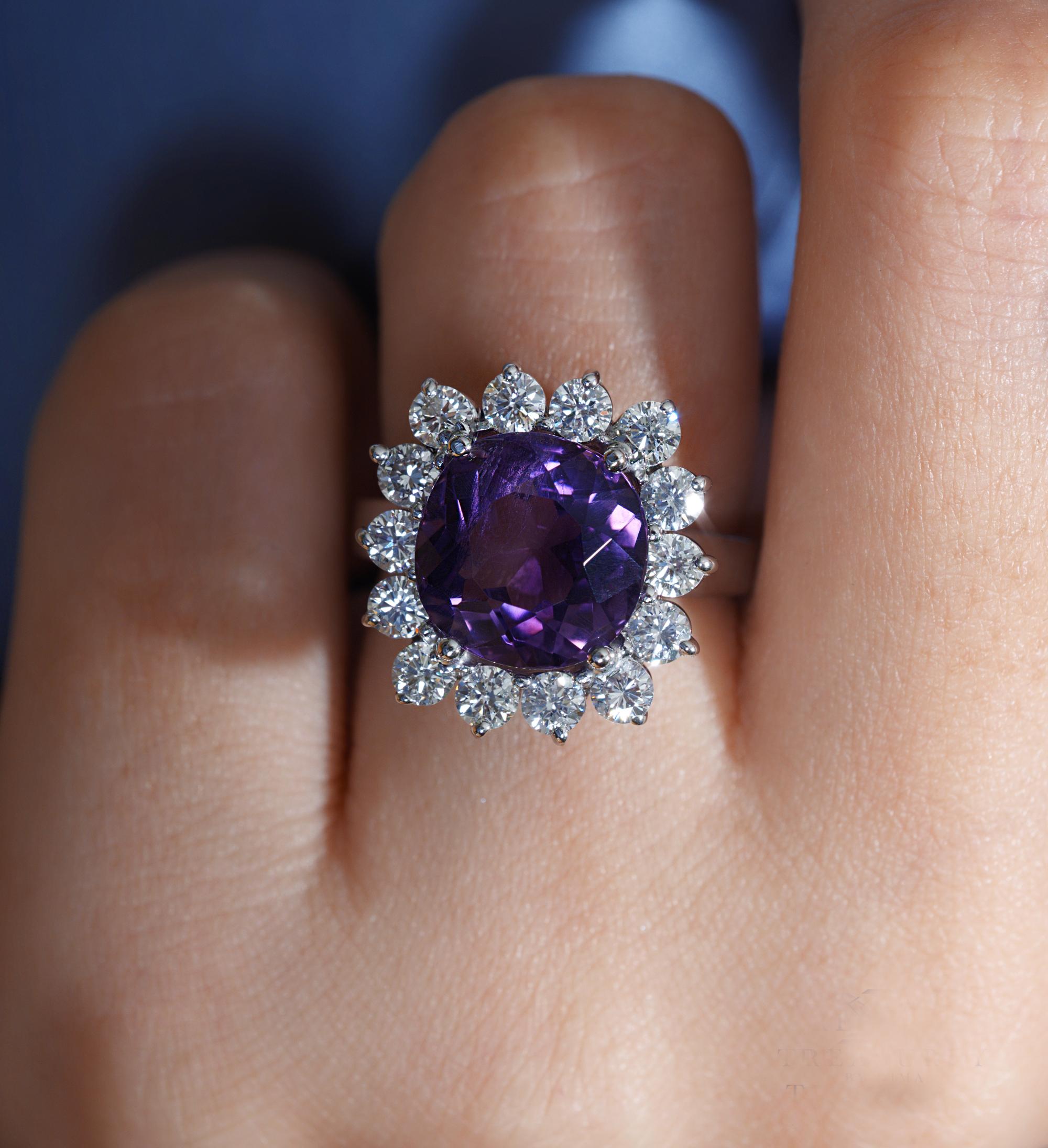 Estate 8.18 Carat Deep Purple Natural Amethyst Diamond Cluster Vintage Ring 3