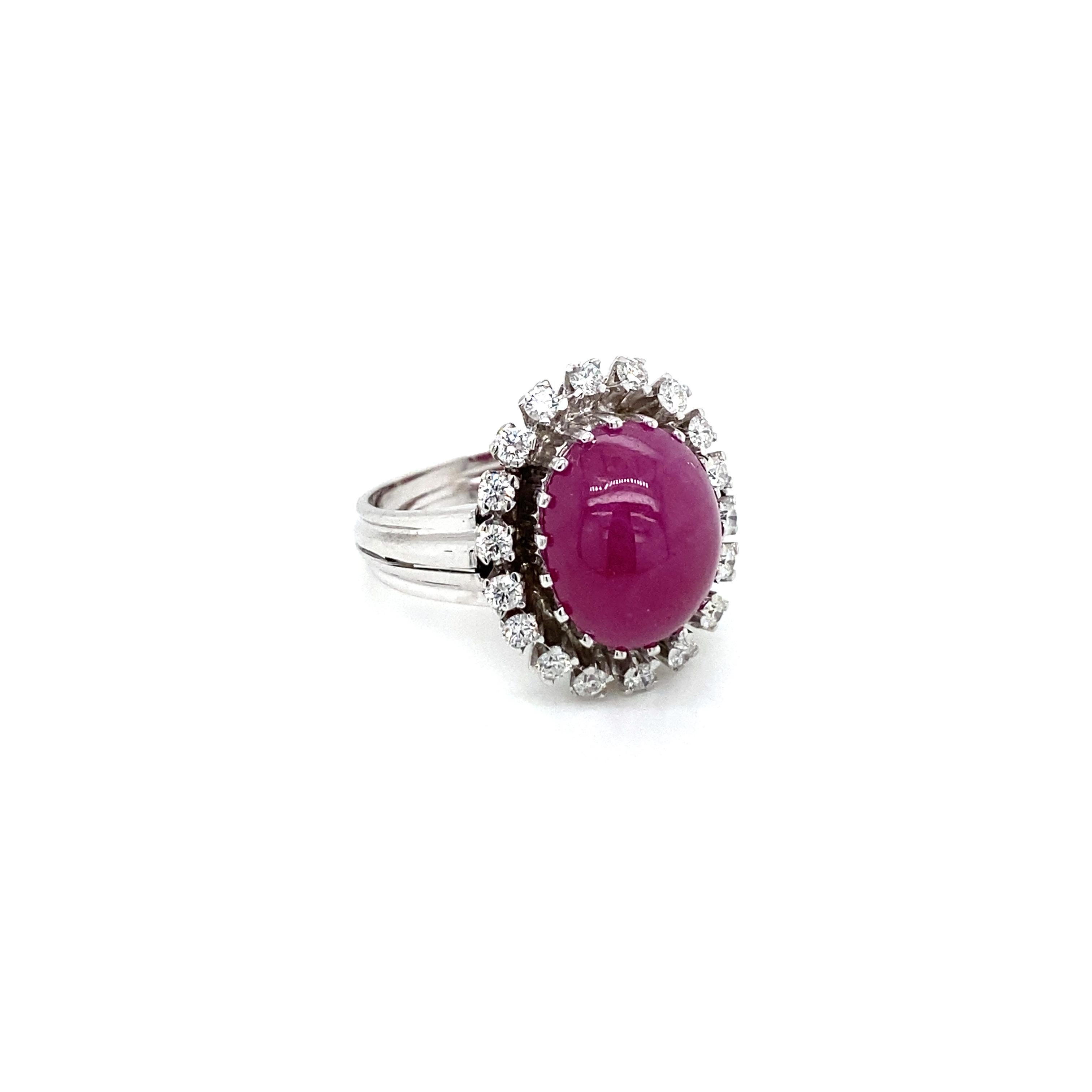 Estate 8.50 Carat Natural Ruby Cabochon Diamond Ring For Sale 1