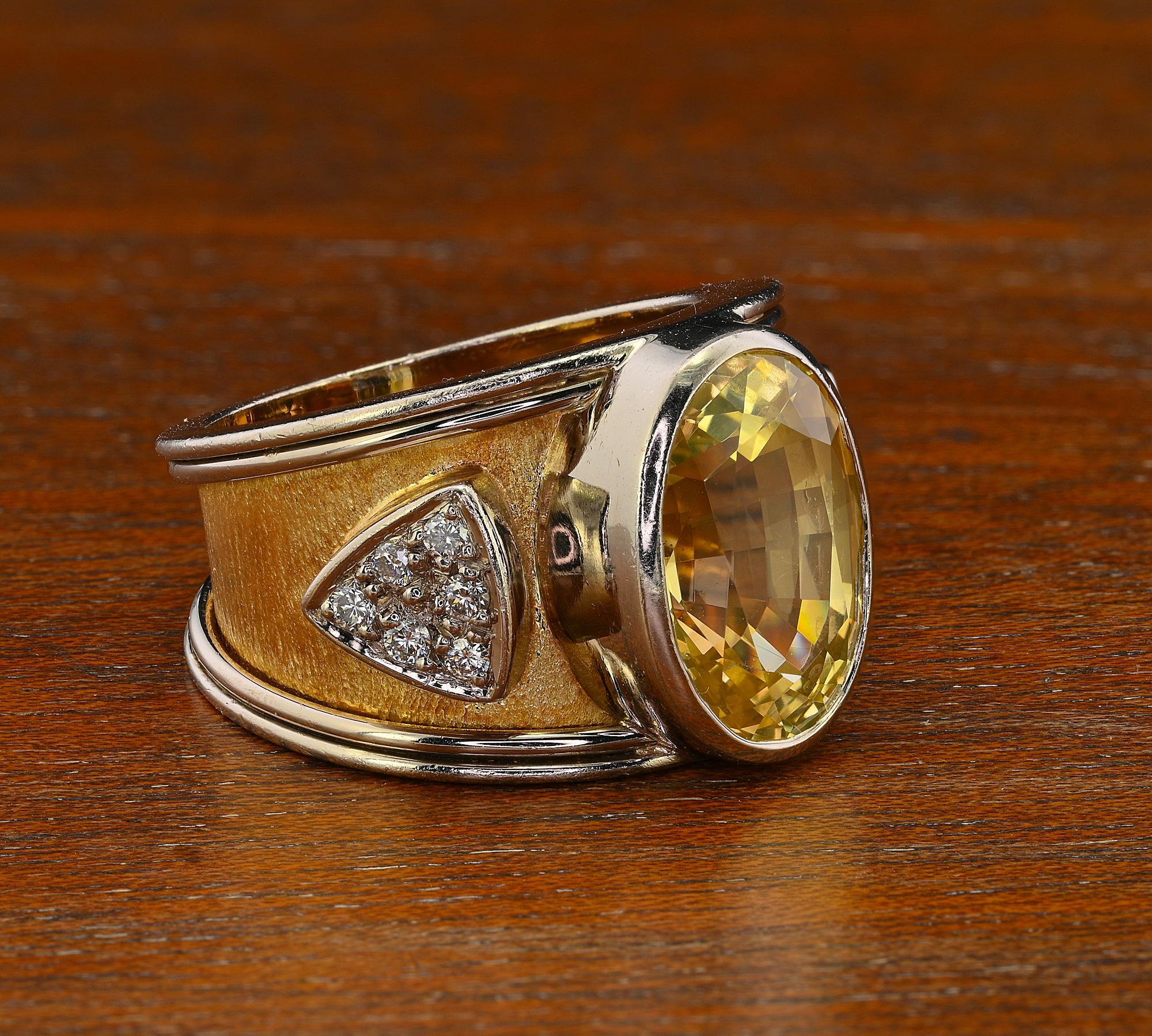 Oval Cut Estate 8.95 Ct Natural Yellow Sapphire Diamond English 18 KT Ring For Sale