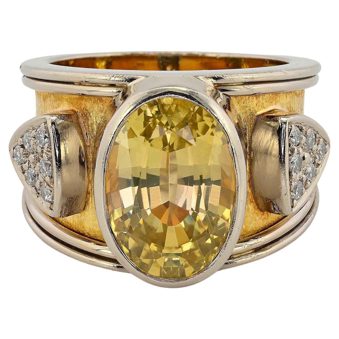 Estate 8.95 Ct Natural Yellow Sapphire Diamond English 18 KT Ring For Sale