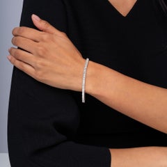 Bracciale tennis in platino con diamanti taglio smeraldo da 9 carati