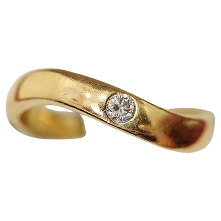 Estate age 14ct gold and single stone diamond wedding band. For Sale