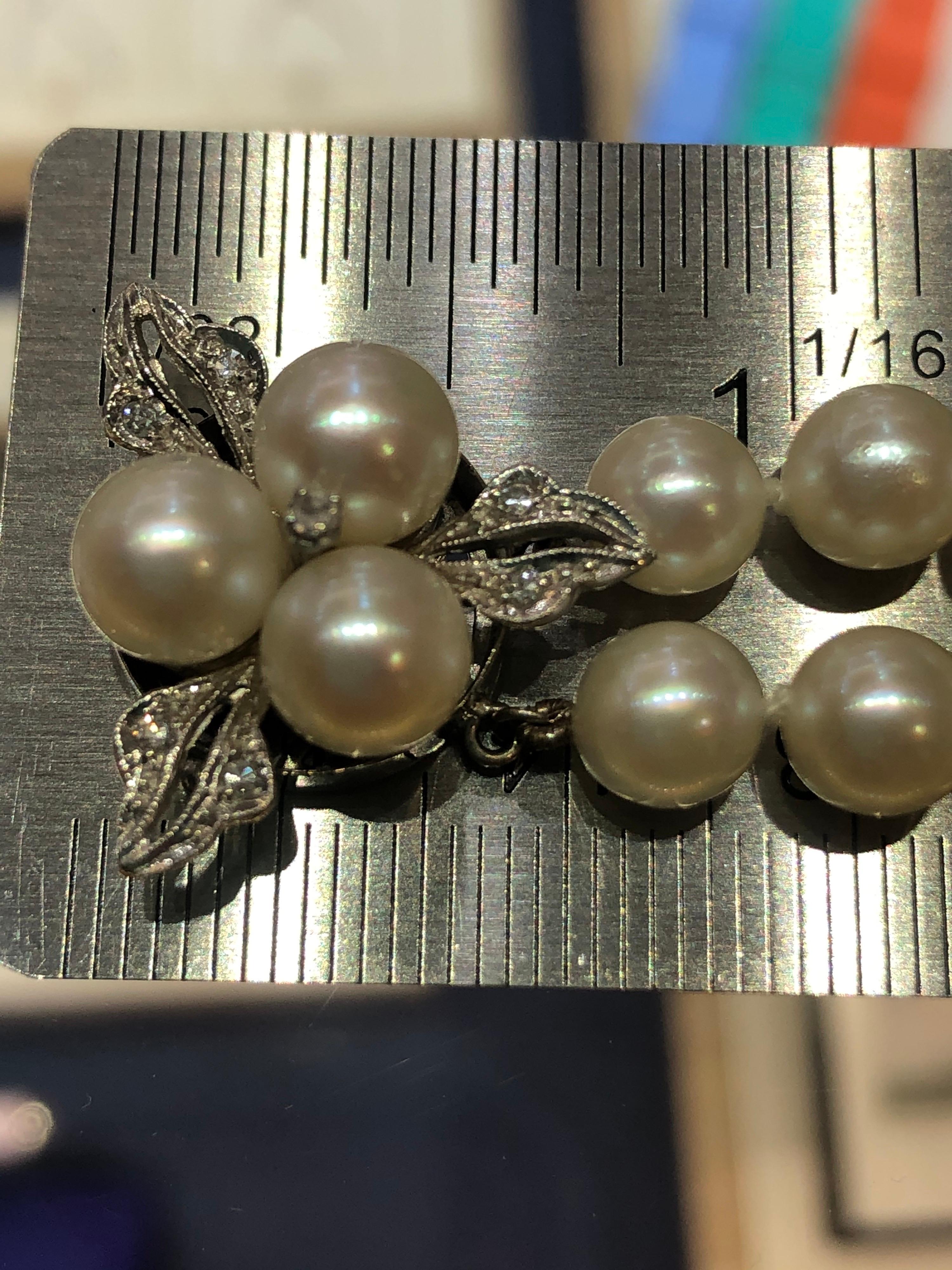 Estate Akoya Pearl and 0.10 Carat Diamond 14 karat White Gold Pearl Bracelet 1