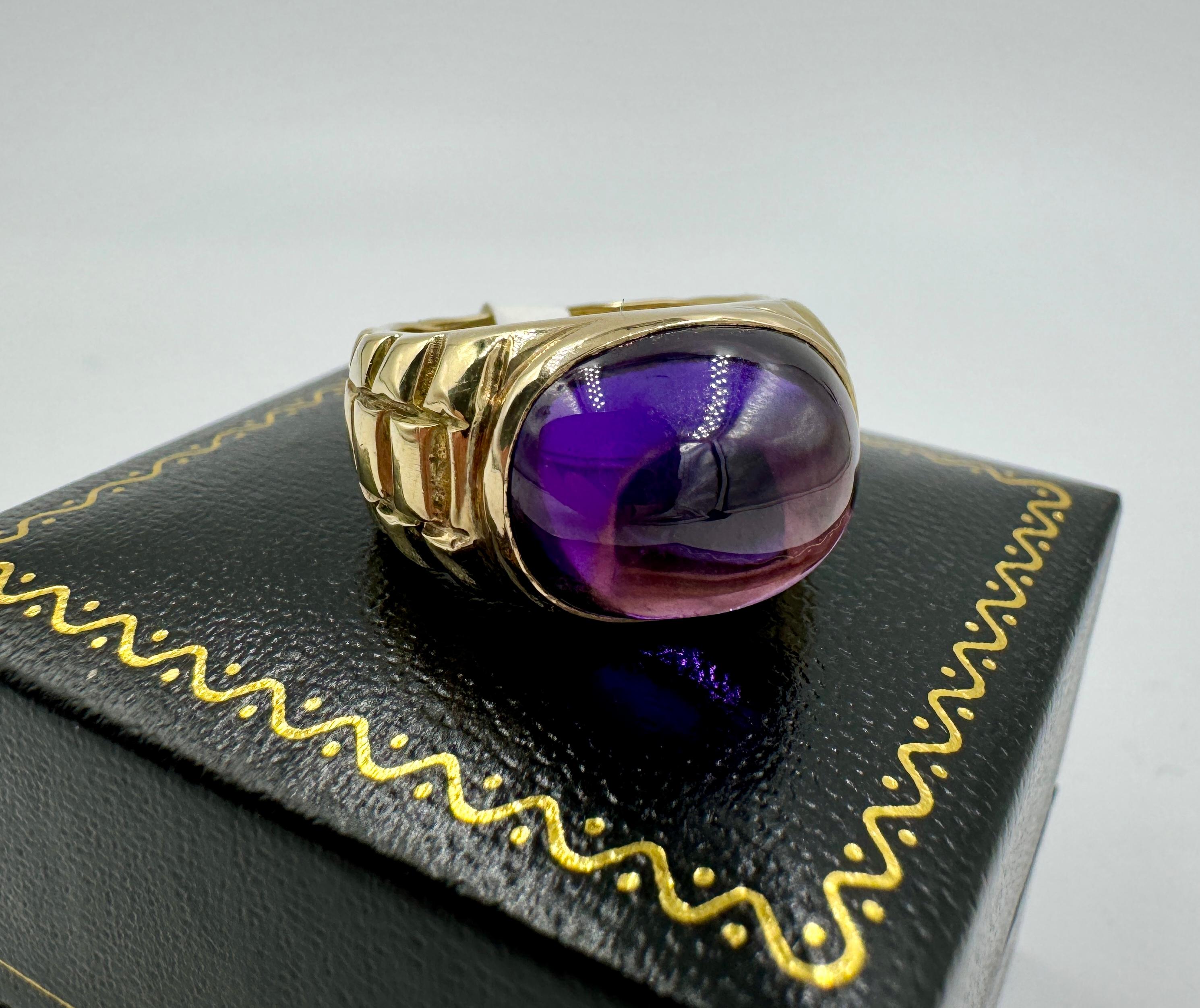 Contemporary Estate Amethyst Yellow Gold Ring  For Sale